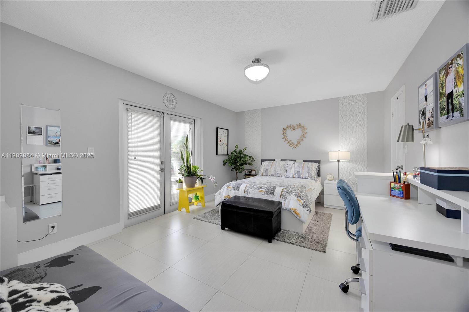 Coral Springs, Florida, 33071, United States, 4 Bedrooms Bedrooms, ,3 BathroomsBathrooms,Residential,For Sale,1987746