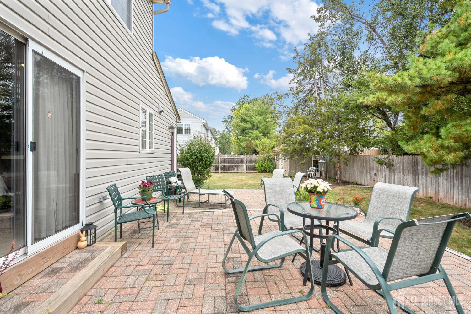 Piscataway, New Jersey, 08854, United States, 4 Bedrooms Bedrooms, ,3 BathroomsBathrooms,Residential,For Sale,1979846