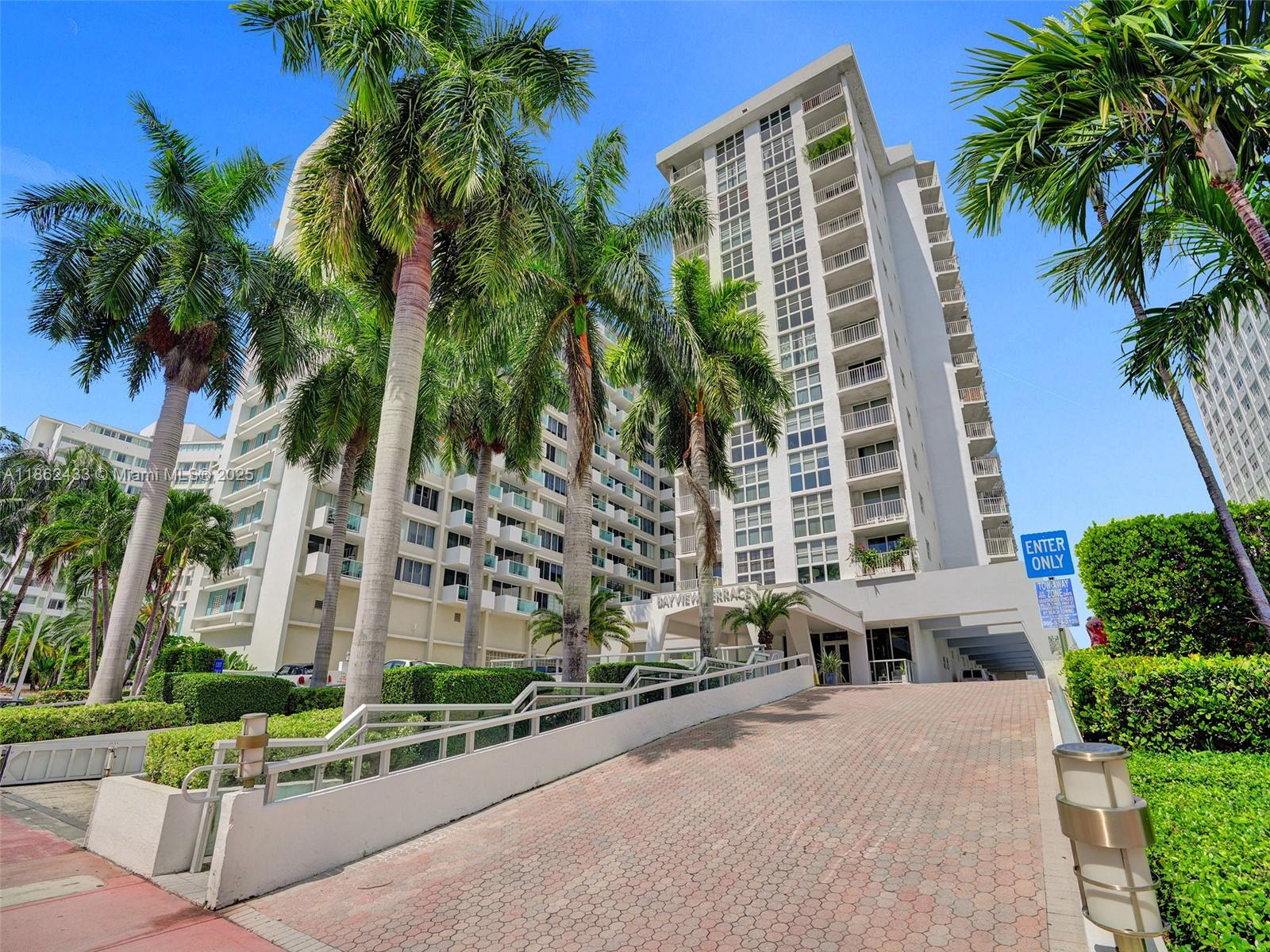 Miami Beach, Florida, 33139, United States, 2 Bedrooms Bedrooms, ,2 BathroomsBathrooms,Residential,For Sale,1925367