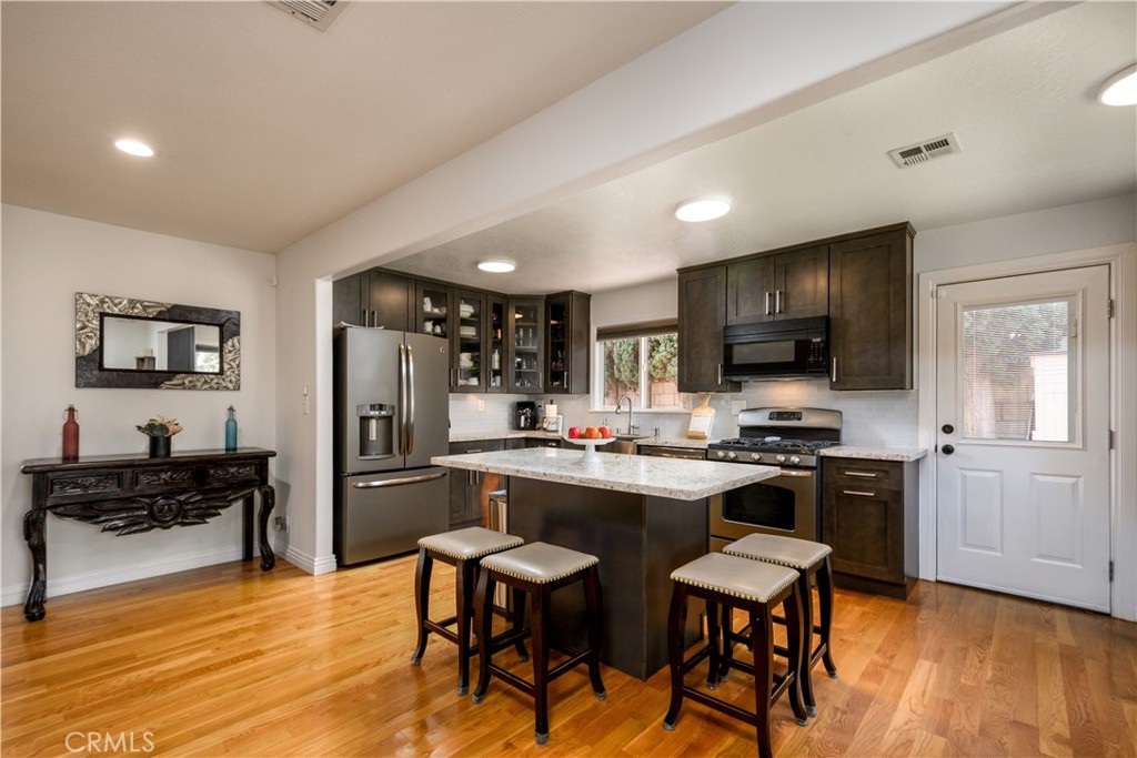 Granada Hills, California, 91344, United States, 4 Bedrooms Bedrooms, ,2 BathroomsBathrooms,Residential,For Sale,1983856