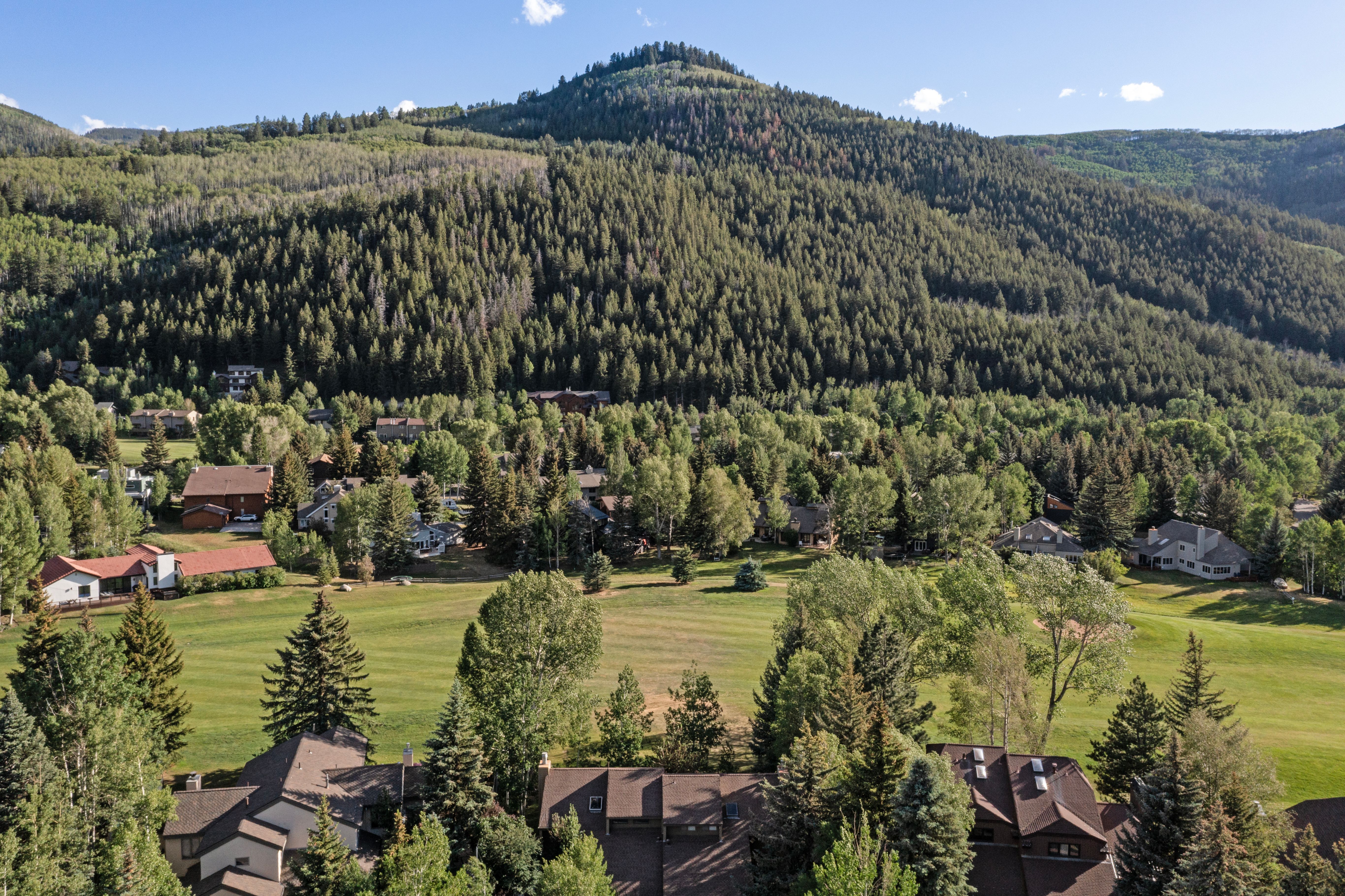  Sunny South-facing Home on the 2nd hole of EagleVail Golf Course - 物件實景