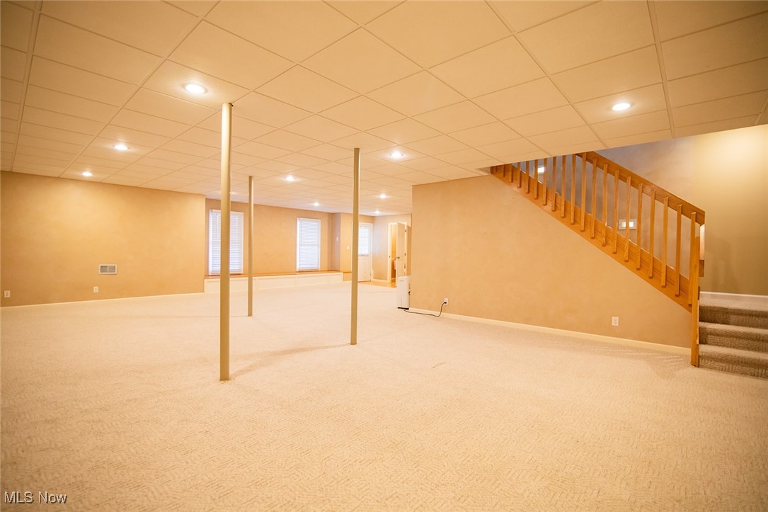 Vienna, West Virginia, 26105, United States, 4 Bedrooms Bedrooms, ,5 BathroomsBathrooms,Residential,For Sale,1987496