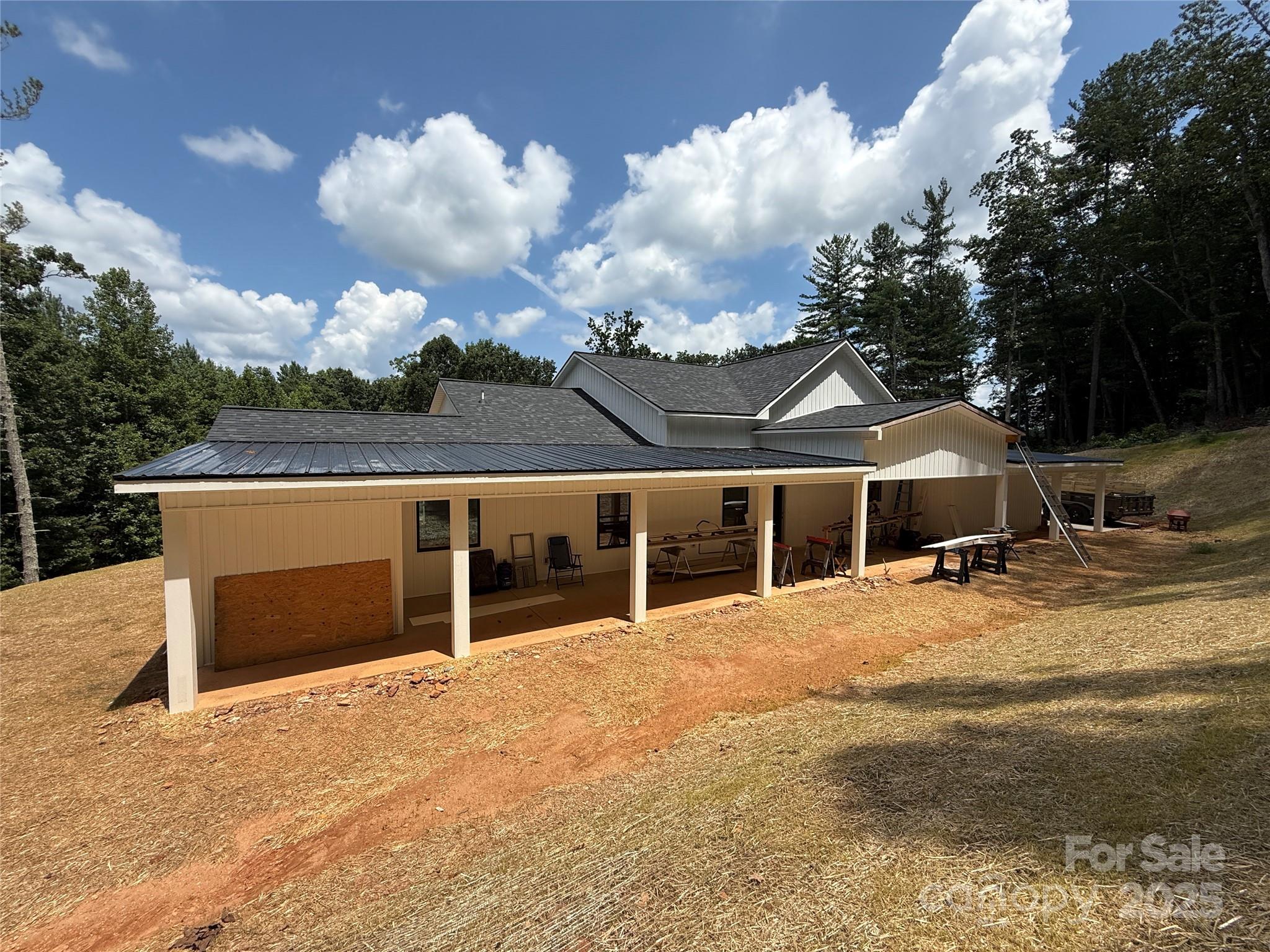 Lenoir, North Carolina, 28645, United States, 4 Bedrooms Bedrooms, ,3 BathroomsBathrooms,Residential,For Sale,1906492
