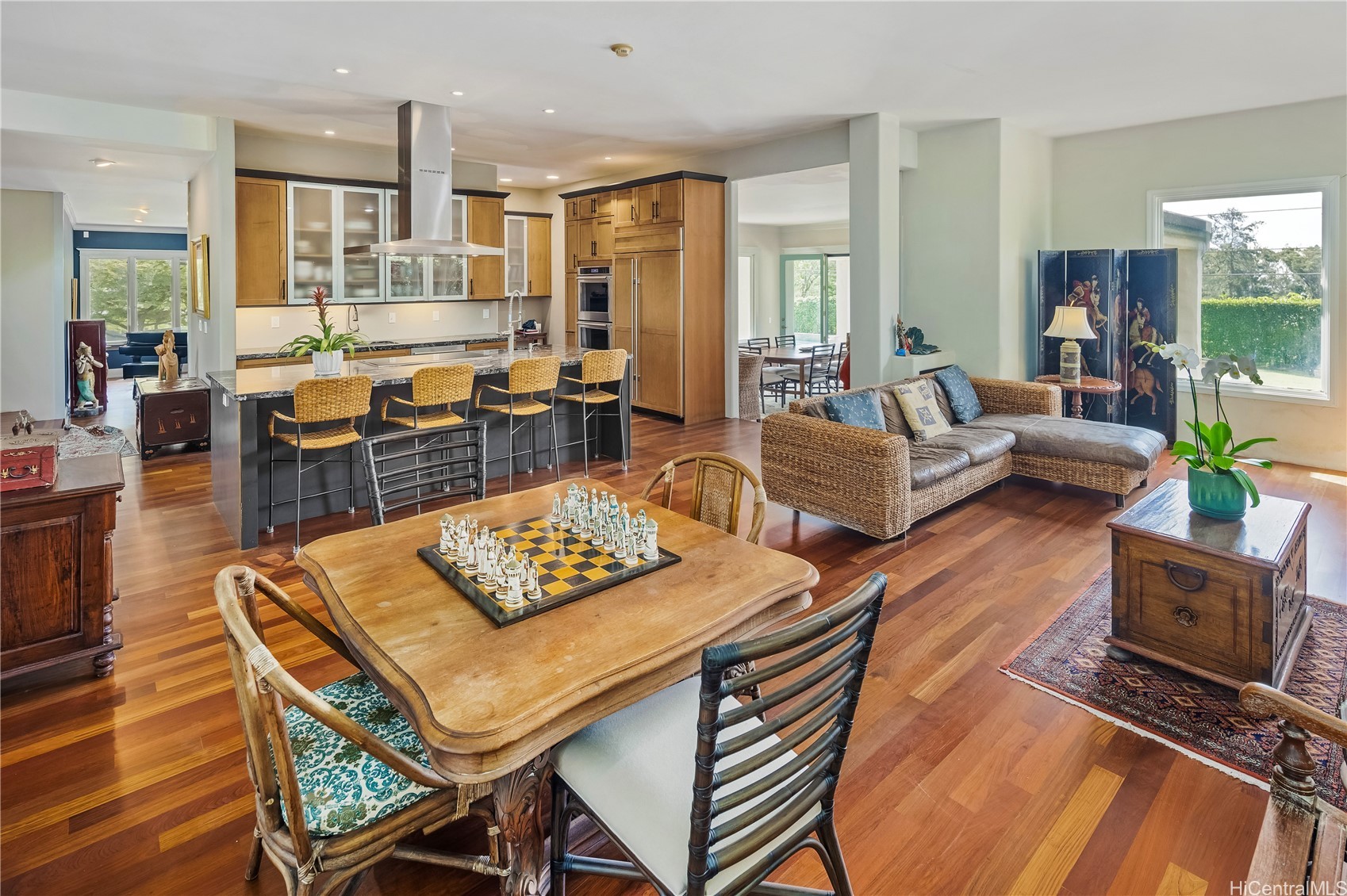 Honolulu, Hawaii, 96817, United States, 5 Bedrooms Bedrooms, ,5 BathroomsBathrooms,Residential,For Sale,1992016