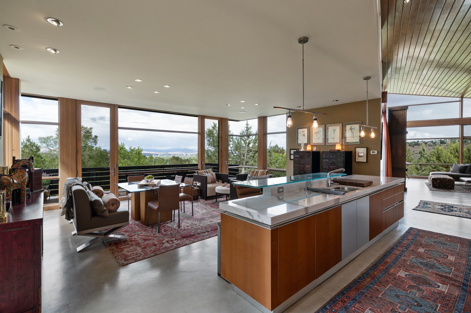  Architectural Masterpiece, Panoramic Views - 物件實景