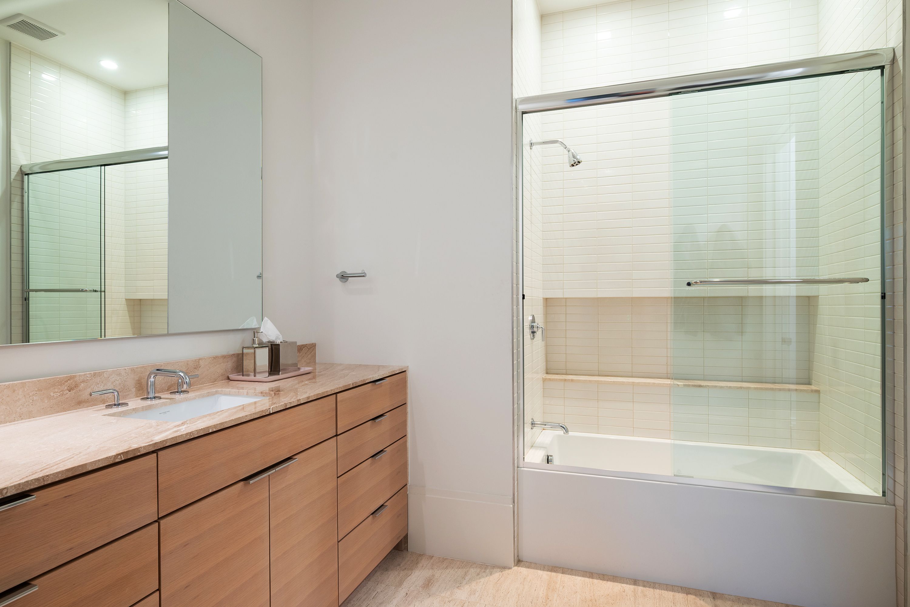  Private Architectural Modern by Chad Dorsey  More Design + Build - 物件實景