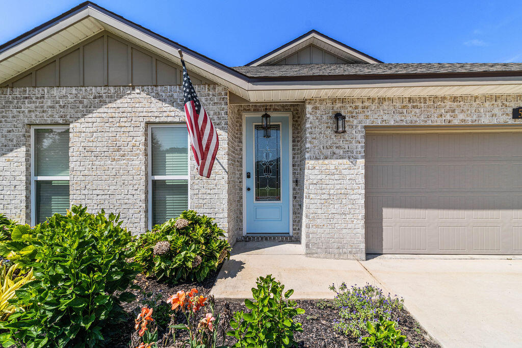 Shalimar, Florida, 32579, United States, 4 Bedrooms Bedrooms, ,3 BathroomsBathrooms,Residential,For Sale,1950099