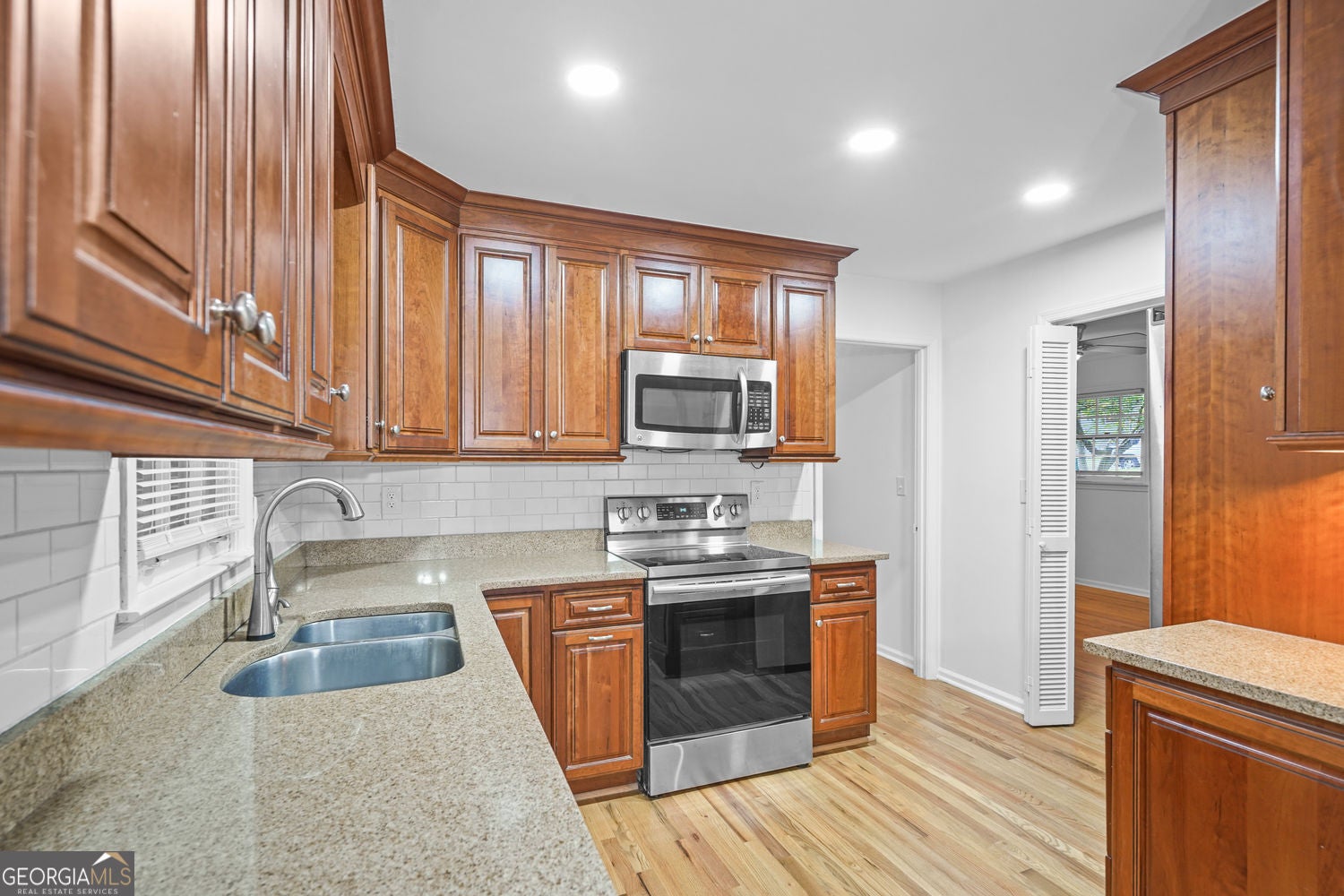 Atlanta, Georgia, 30341, United States, 4 Bedrooms Bedrooms, ,4 BathroomsBathrooms,Residential,For Sale,1961860