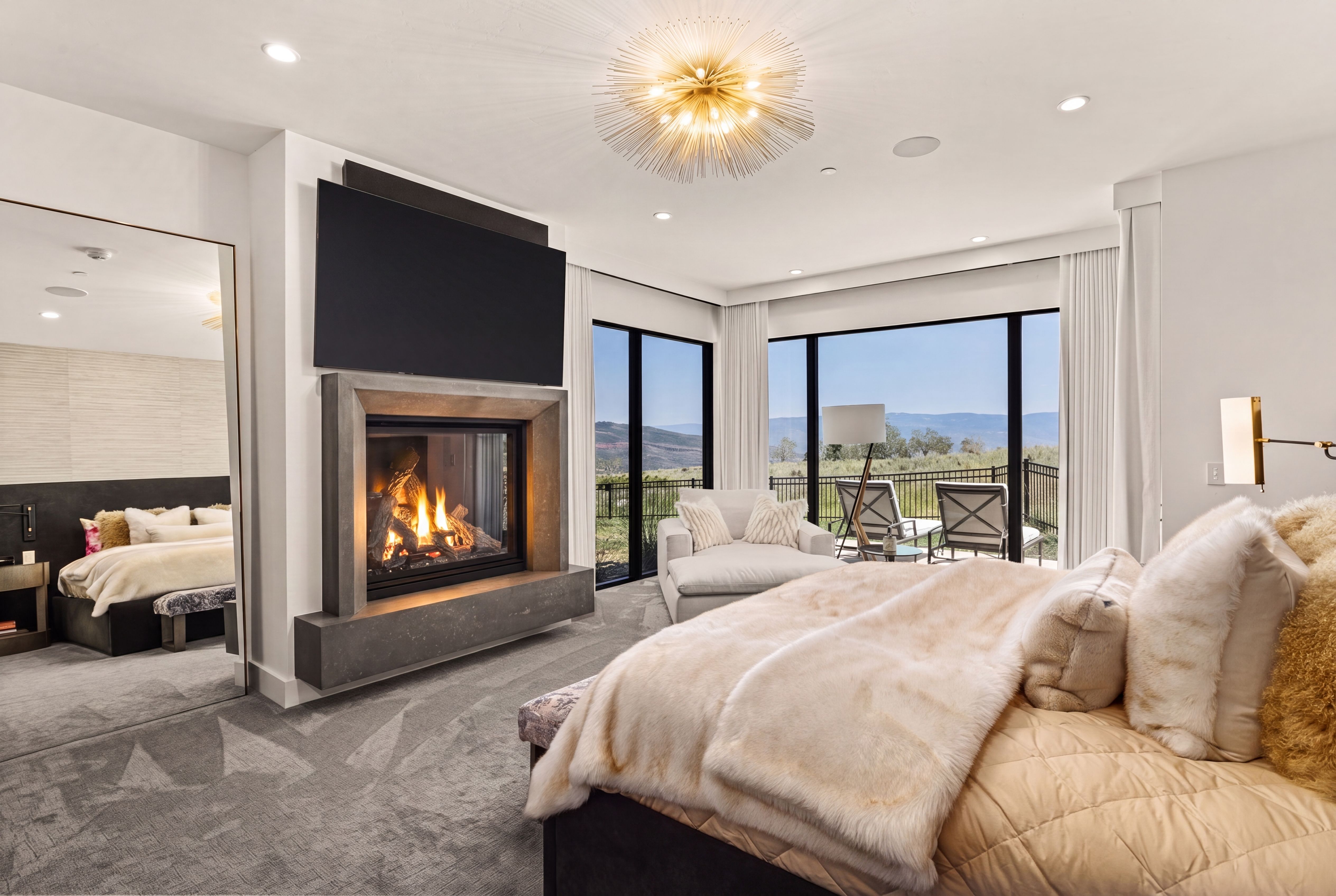  Designed to Embrace Both Grand Entertaining and Everyday Mountain Living - 物件實景