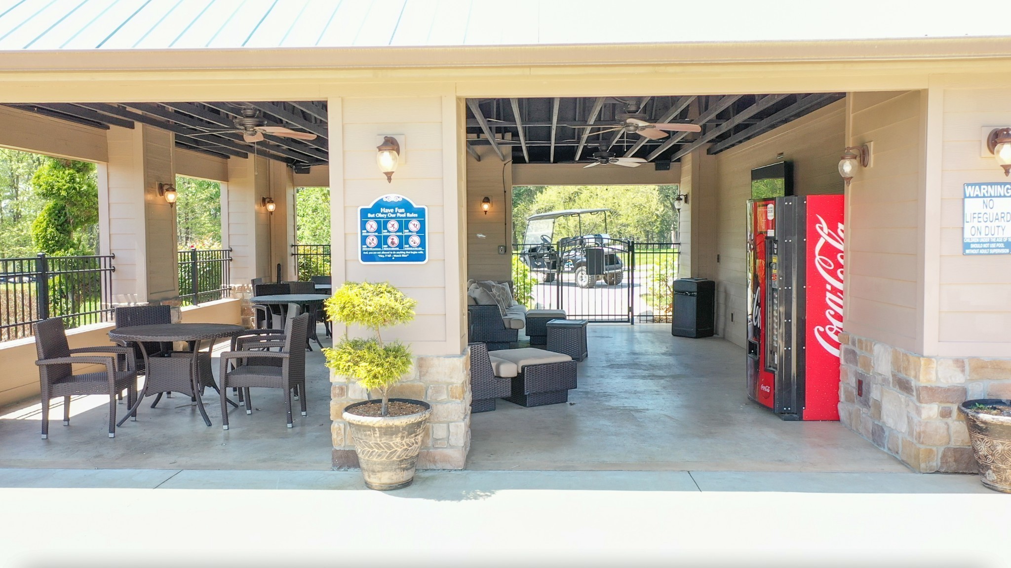 Winchester, Tennessee, 37398, United States, 4 Bedrooms Bedrooms, ,3 BathroomsBathrooms,Residential,For Sale,1980972