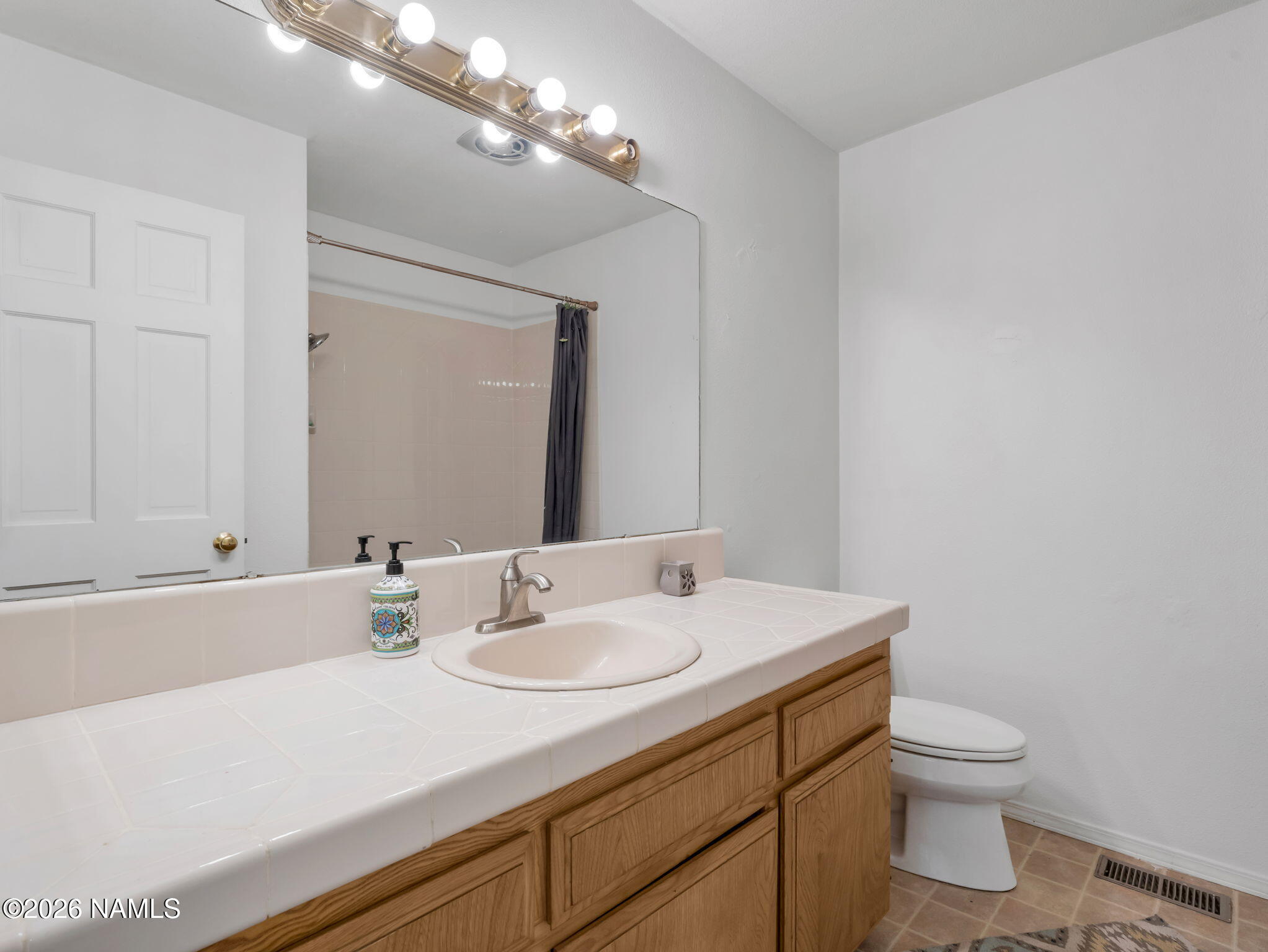  1211 W University Heights Drive N, Flagstaff, AZ, 86005 - 物件實景