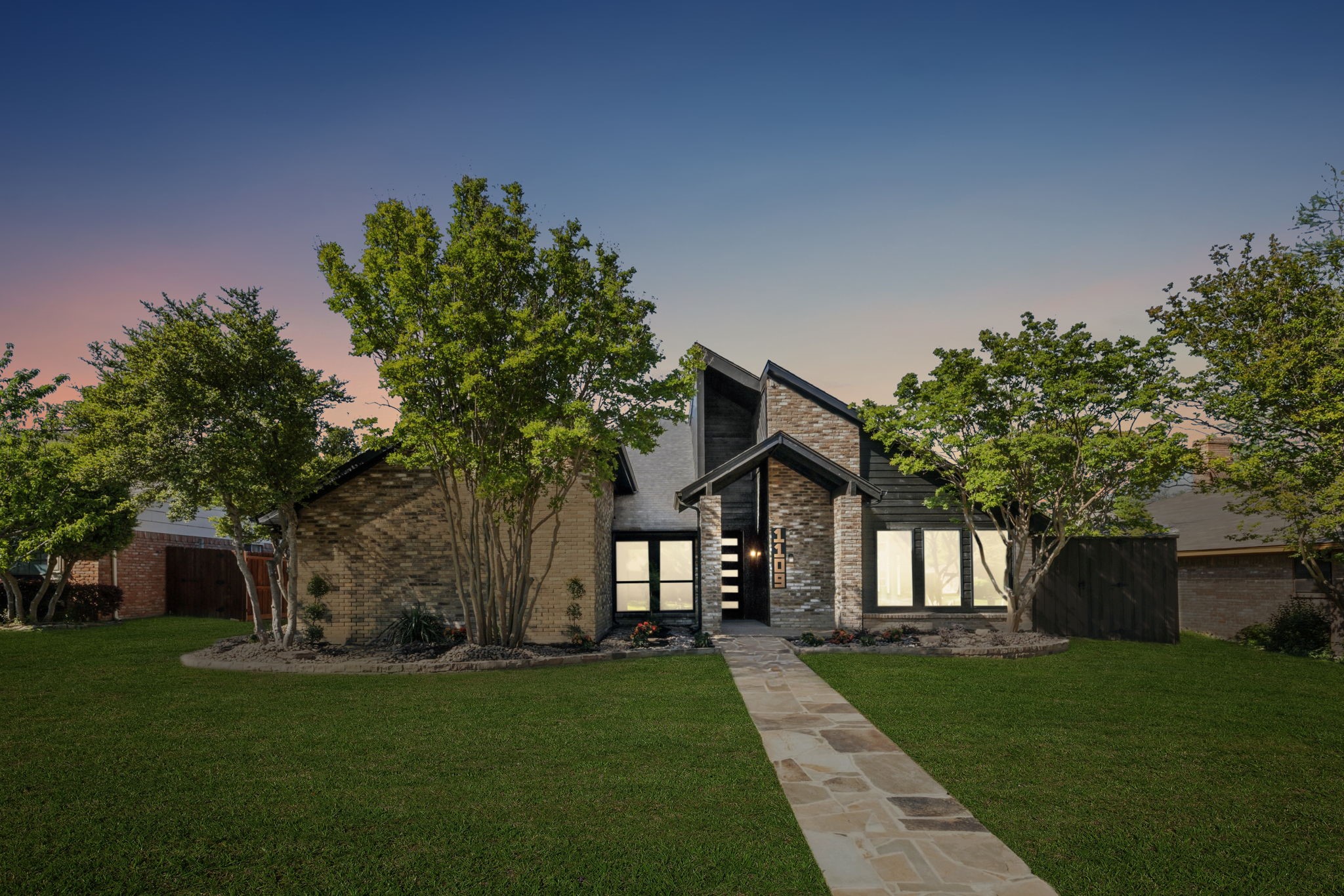 Richardson, Texas, 75081, United States, 4 Bedrooms Bedrooms, ,4 BathroomsBathrooms,Residential,For Sale,1786157