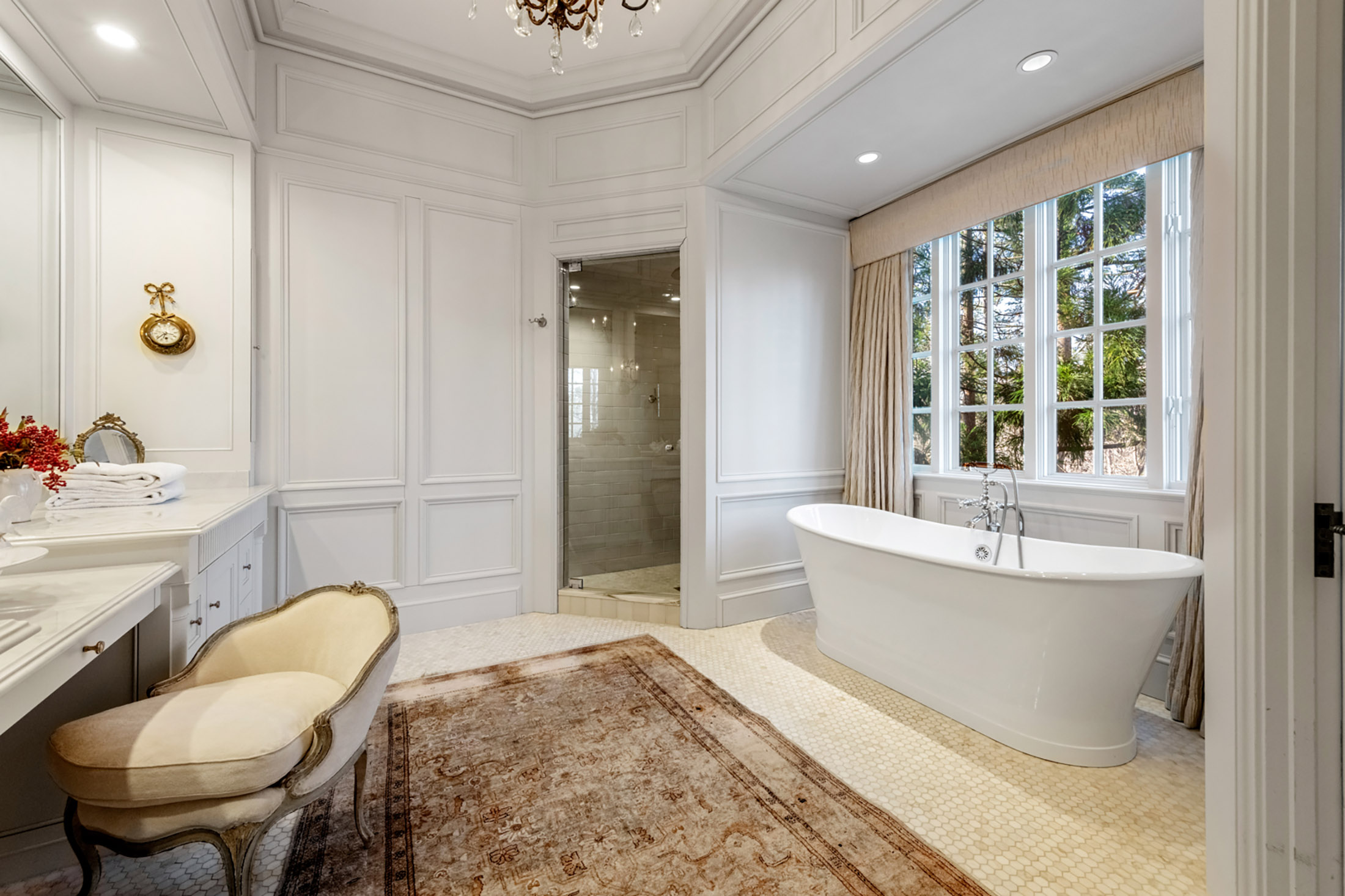  Magnificent Buckhead Home on 2.2+/- Acres with Pool and Pool House - 物件實景