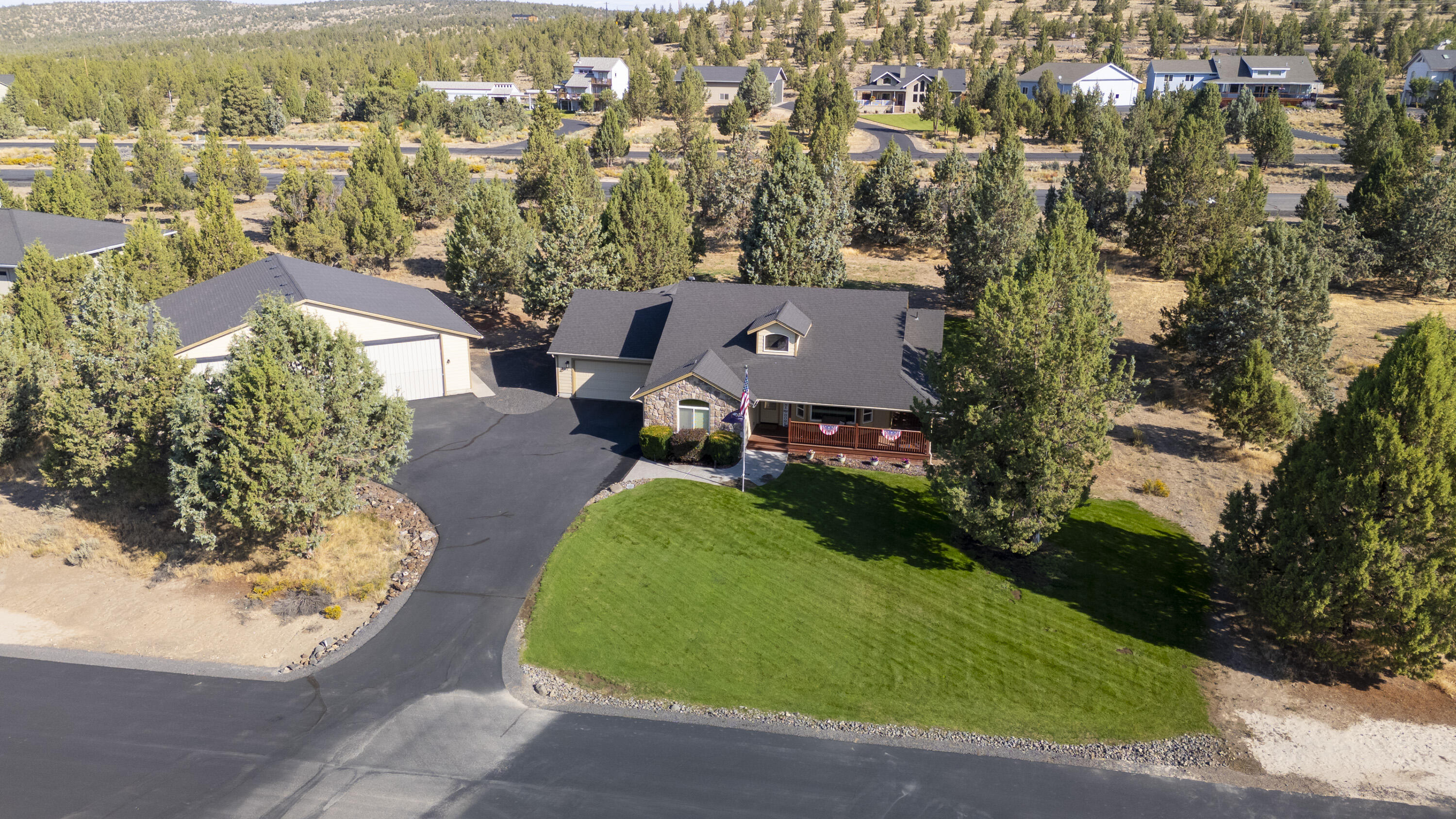 Prineville, Oregon, 97754, United States, 3 Bedrooms Bedrooms, ,2 BathroomsBathrooms,Residential,For Sale,1931921