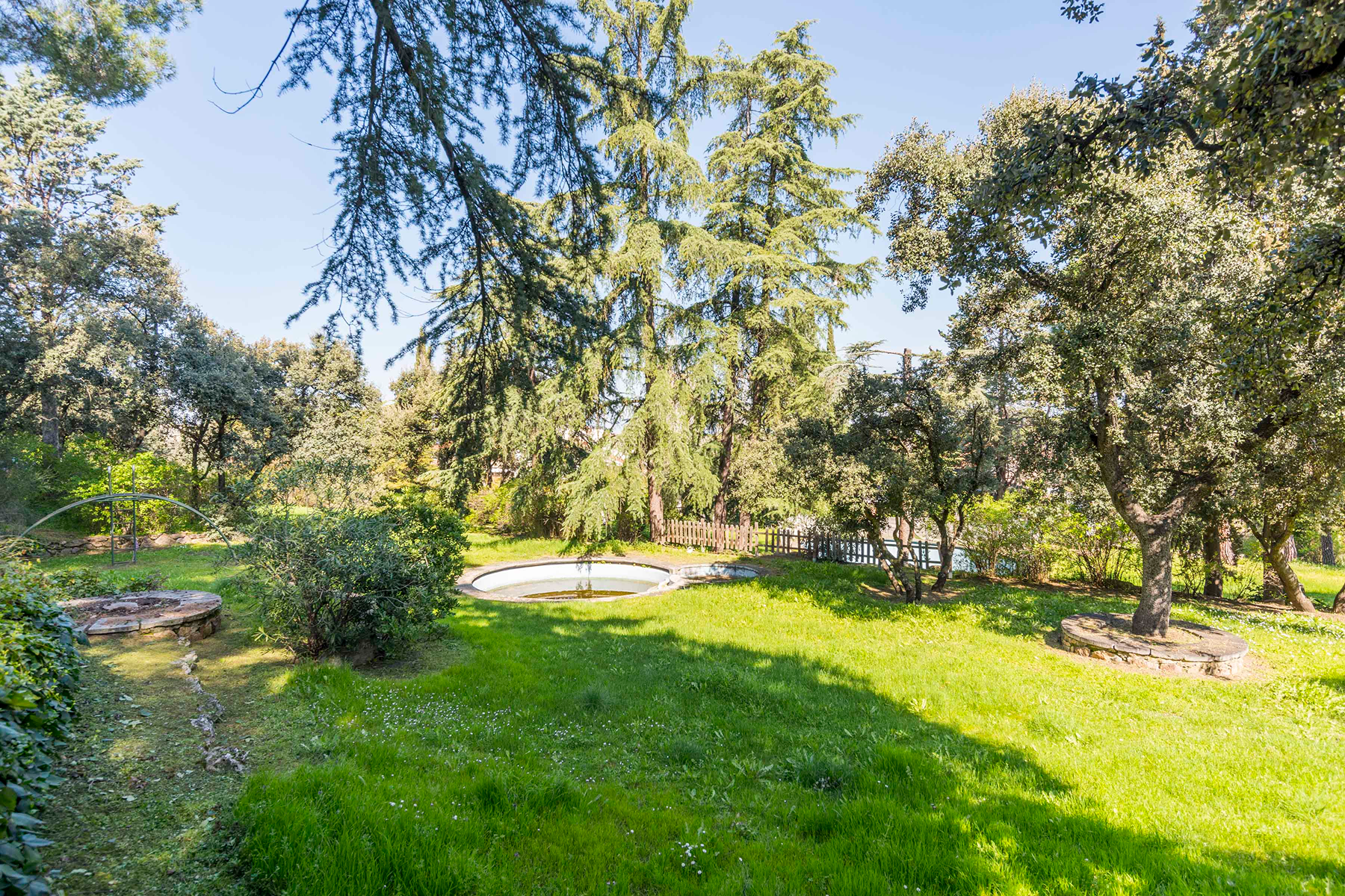  Wonderful hectare plot in La Moraleja - 物件實景