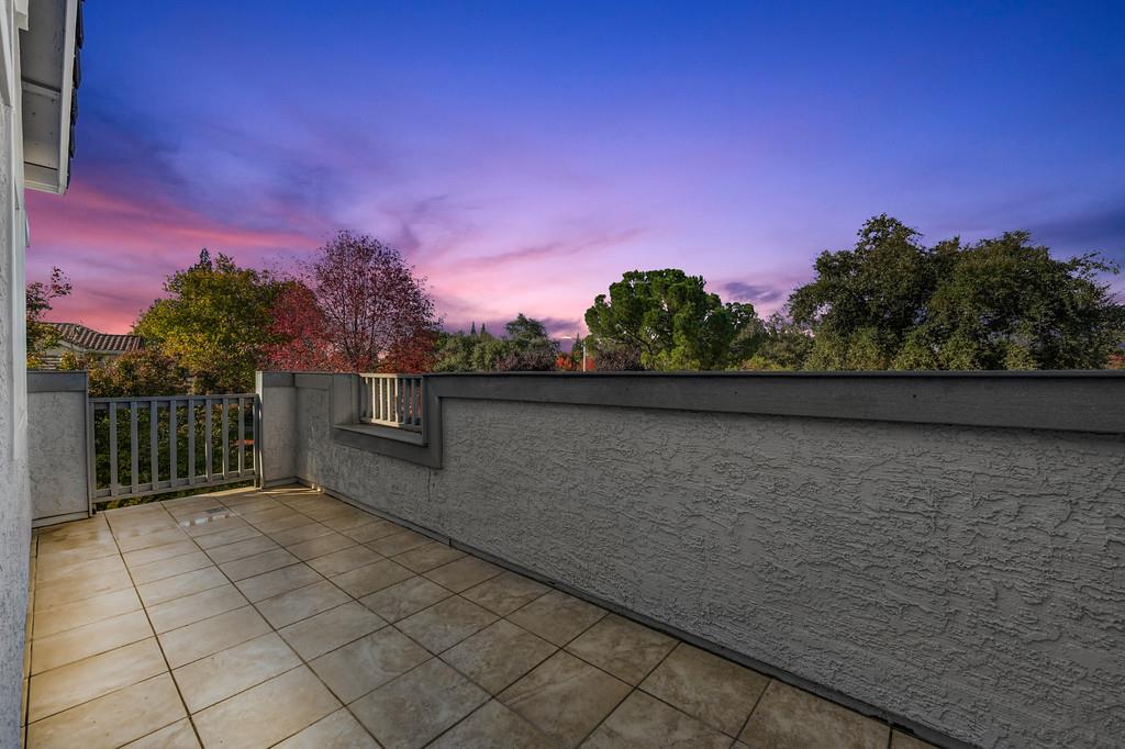 Roseville, California, 95661, United States, 4 Bedrooms Bedrooms, ,3 BathroomsBathrooms,Residential,For Sale,1989245