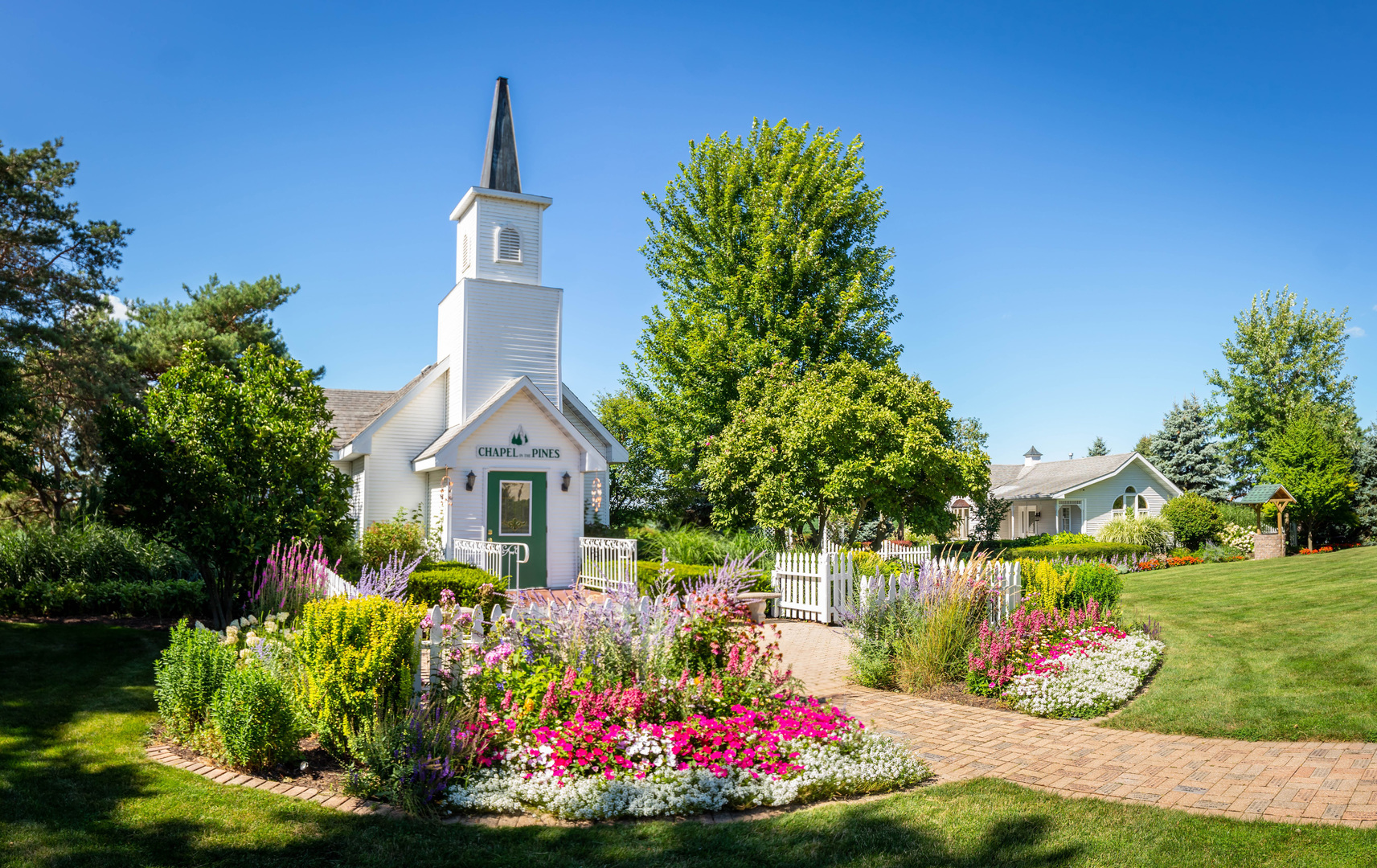 Sycamore, Illinois, 60178, United States, 4 Bedrooms Bedrooms, ,5 BathroomsBathrooms,Residential,For Sale,2001773