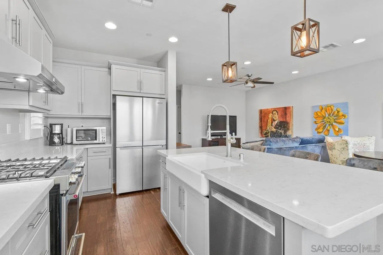 Lakeside, California, 92040, United States, 3 Bedrooms Bedrooms, ,3 BathroomsBathrooms,Residential,For Sale,1859474