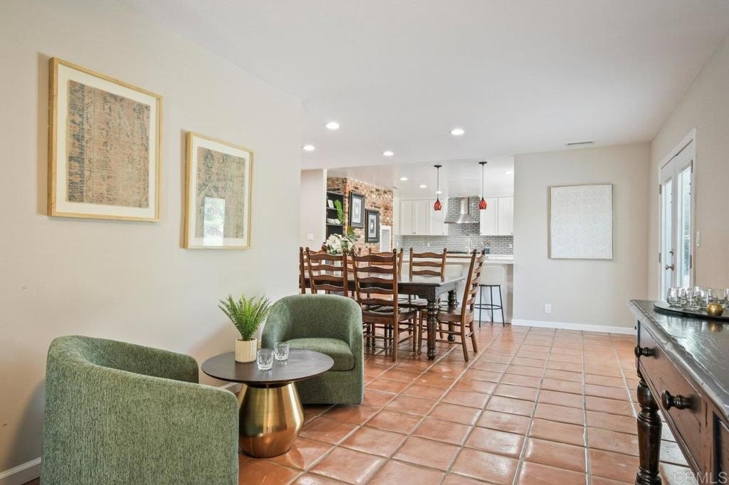 El Cajon, California, 92020, United States, 4 Bedrooms Bedrooms, ,2 BathroomsBathrooms,Residential,For Sale,2003426