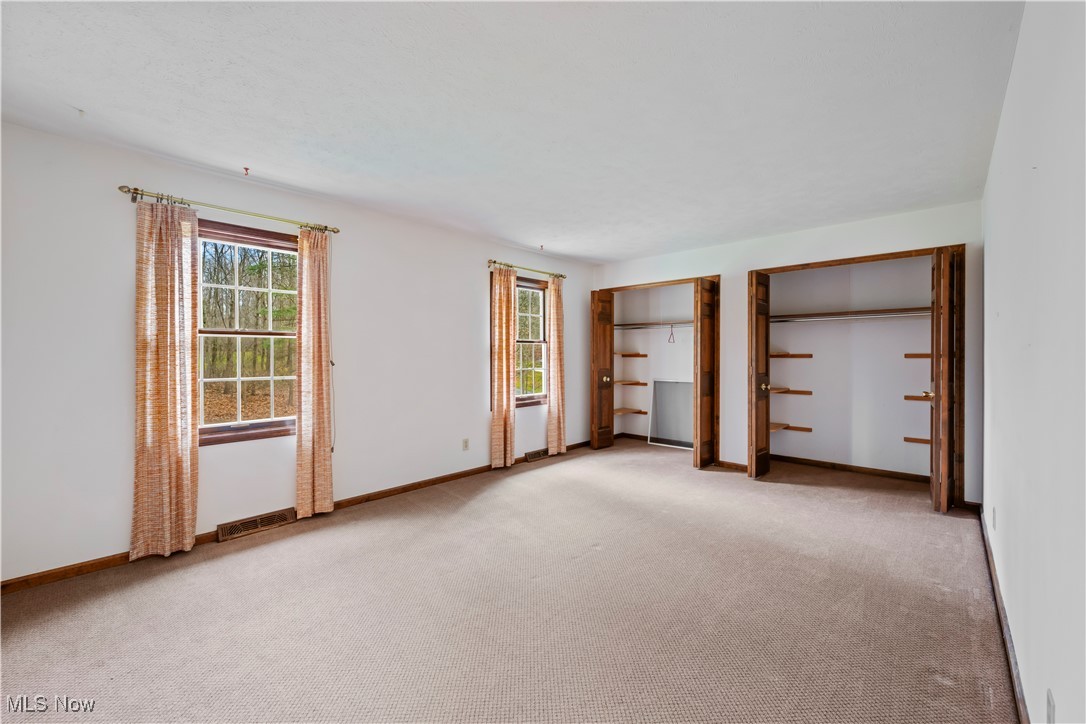 Novelty, Ohio, 44072, United States, 4 Bedrooms Bedrooms, ,3 BathroomsBathrooms,Residential,For Sale,1997729