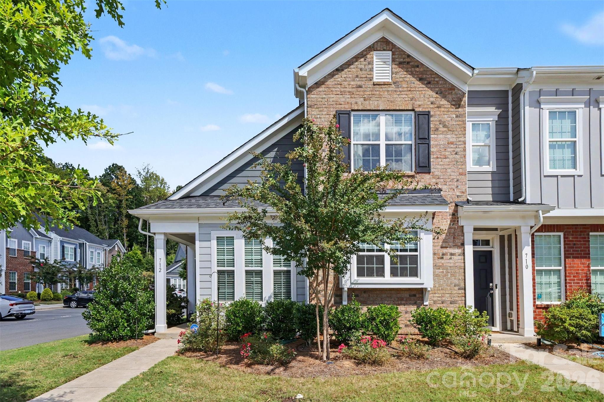 Henderson Valley Way, Belmont, NC 28012
