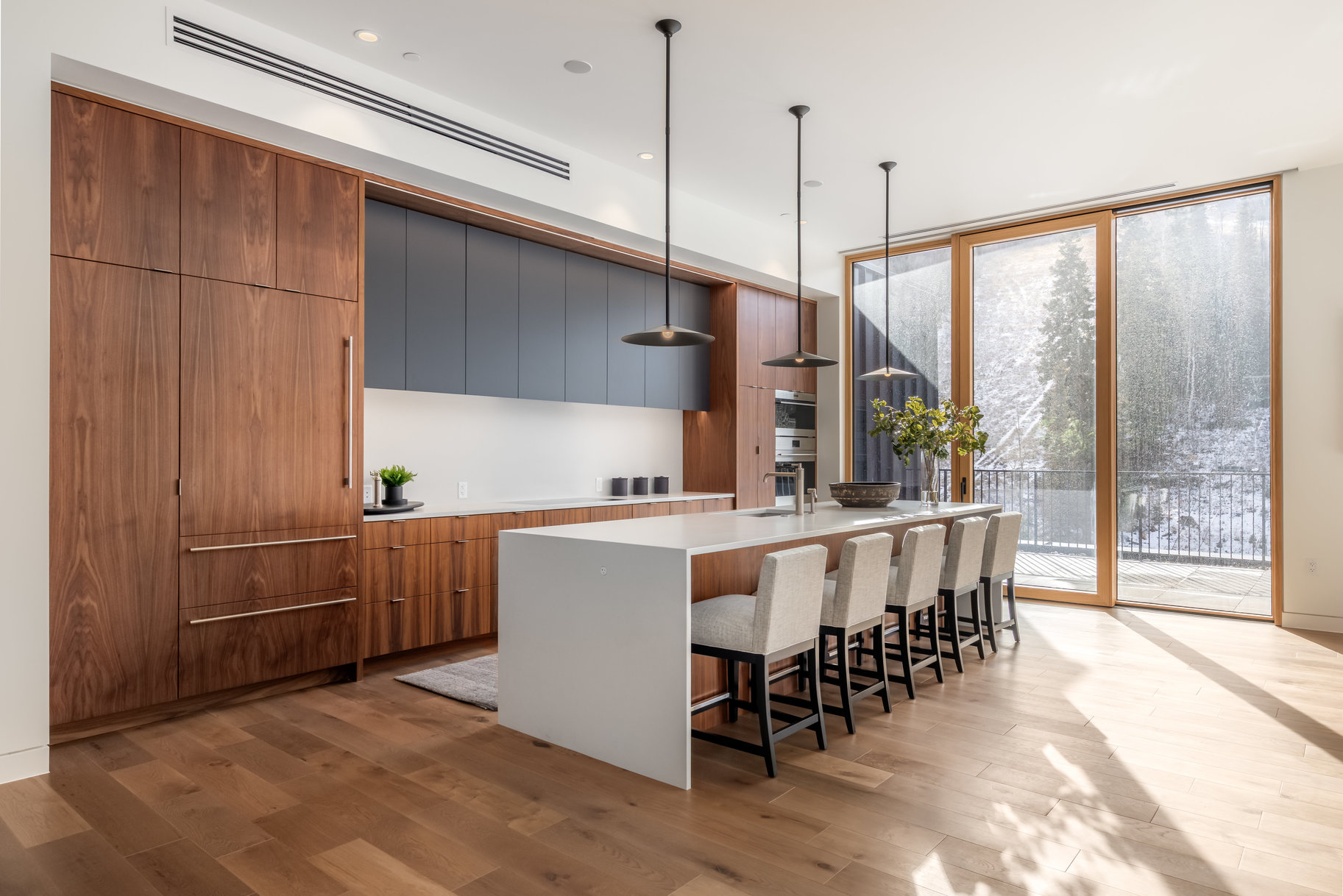  Furnished 5-bedroom Penthouse at Founder