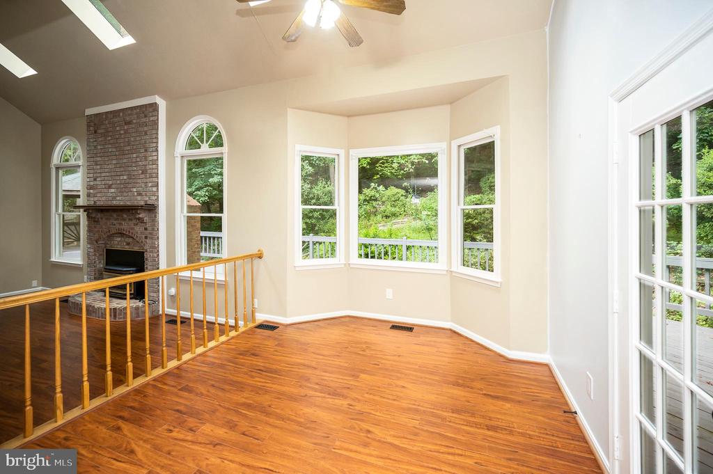 Stafford, Virginia, 22554, United States, 5 Bedrooms Bedrooms, ,4 BathroomsBathrooms,Residential,For Sale,1938309