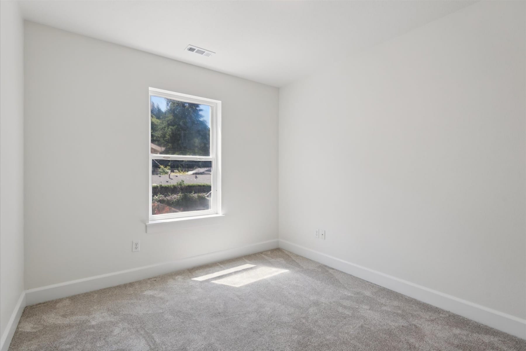  2605 SE 105TH AVE Portland, OR 97266 - 物件實景