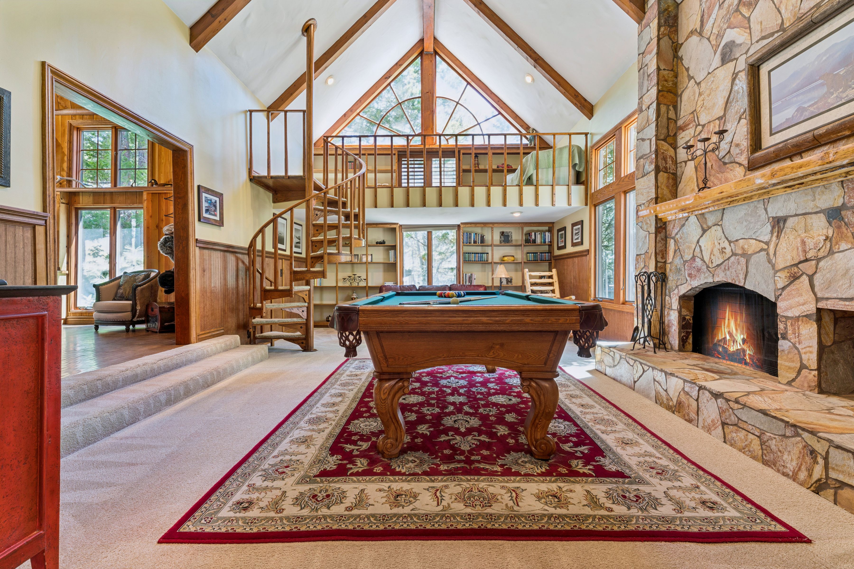  28476 North Shore Road, Lake Arrowhead, CA 92352 - 物件實景