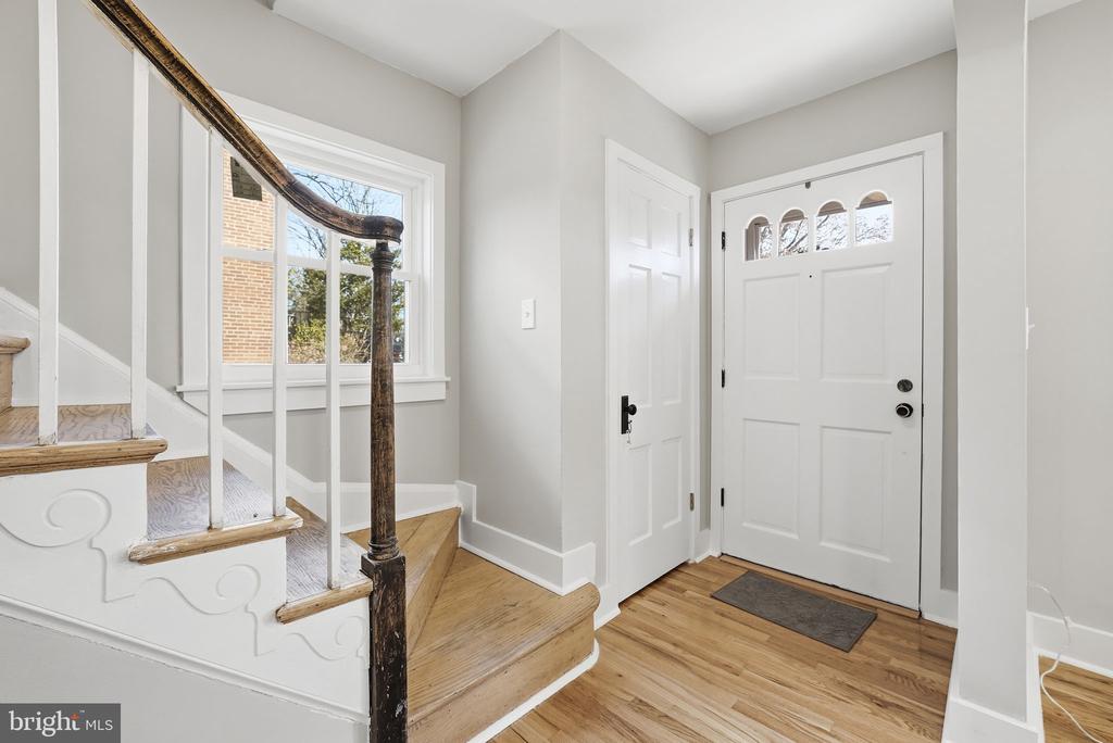 Silver Spring, Maryland, 20901, United States, 4 Bedrooms Bedrooms, ,3 BathroomsBathrooms,Residential,For Sale,2002464