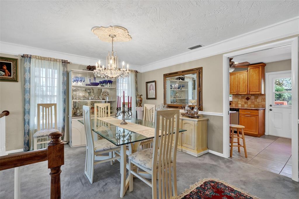 Seminole, Florida, 33776, United States, 3 Bedrooms Bedrooms, ,3 BathroomsBathrooms,Residential,For Sale,1989407