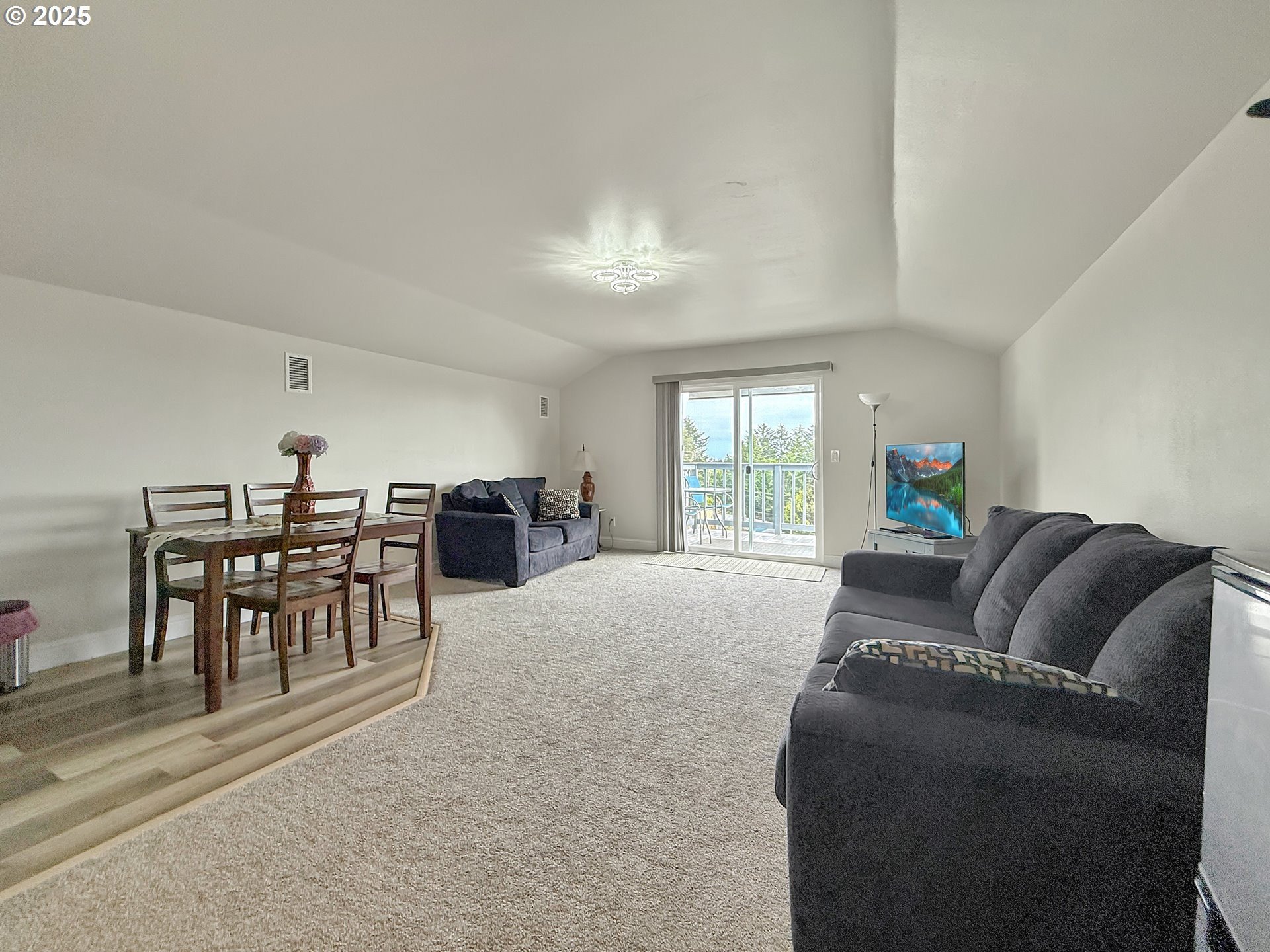 Brookings, Oregon, 97415, United States, 3 Bedrooms Bedrooms, ,3 BathroomsBathrooms,Residential,For Sale,1974762