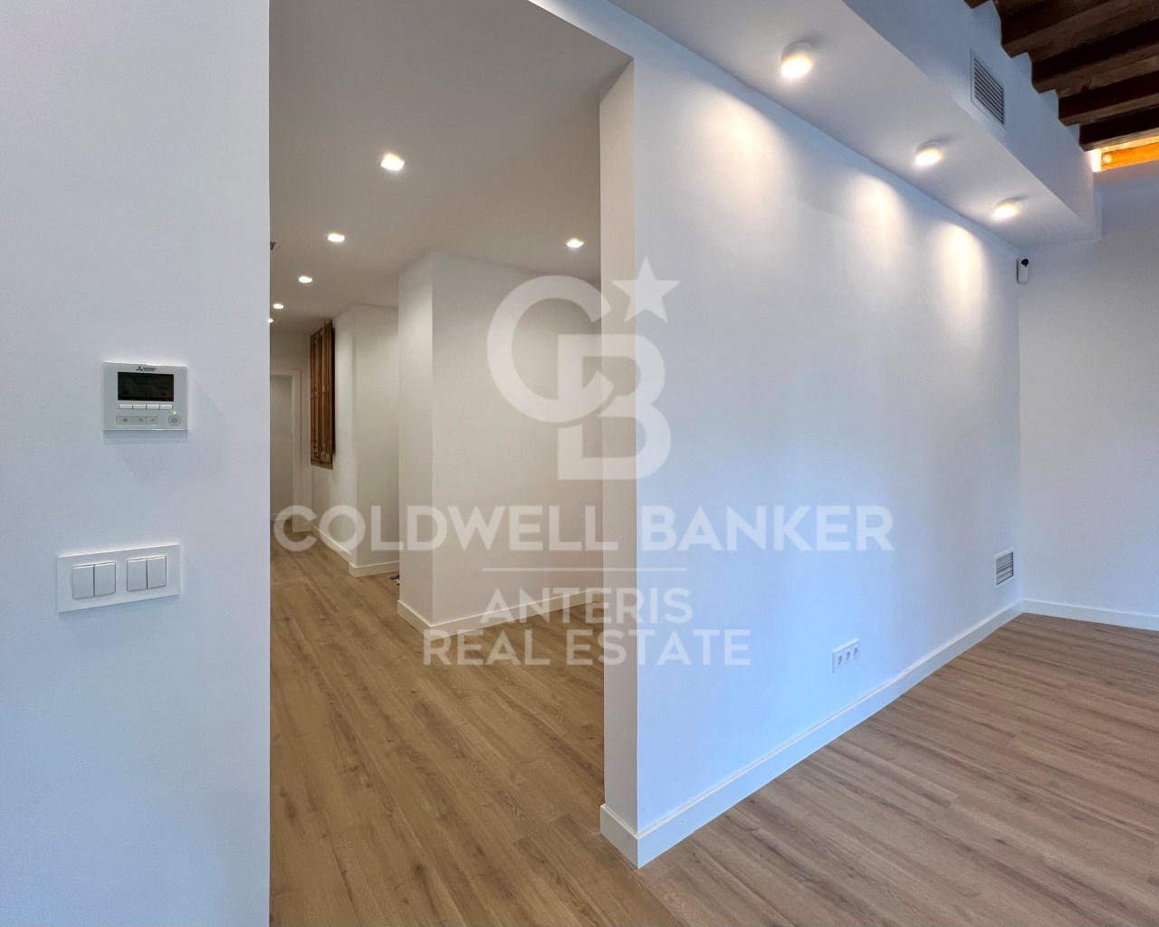 Barcelona, Barcelona, Eixample, La Dreta de l'Eix, Barcelona, Catalonia, ES, 2 Bedrooms Bedrooms, ,2 BathroomsBathrooms,Residential,For Sale,Barcelona, Barcelona, Eixample, La Dreta de l'Eix,1611380