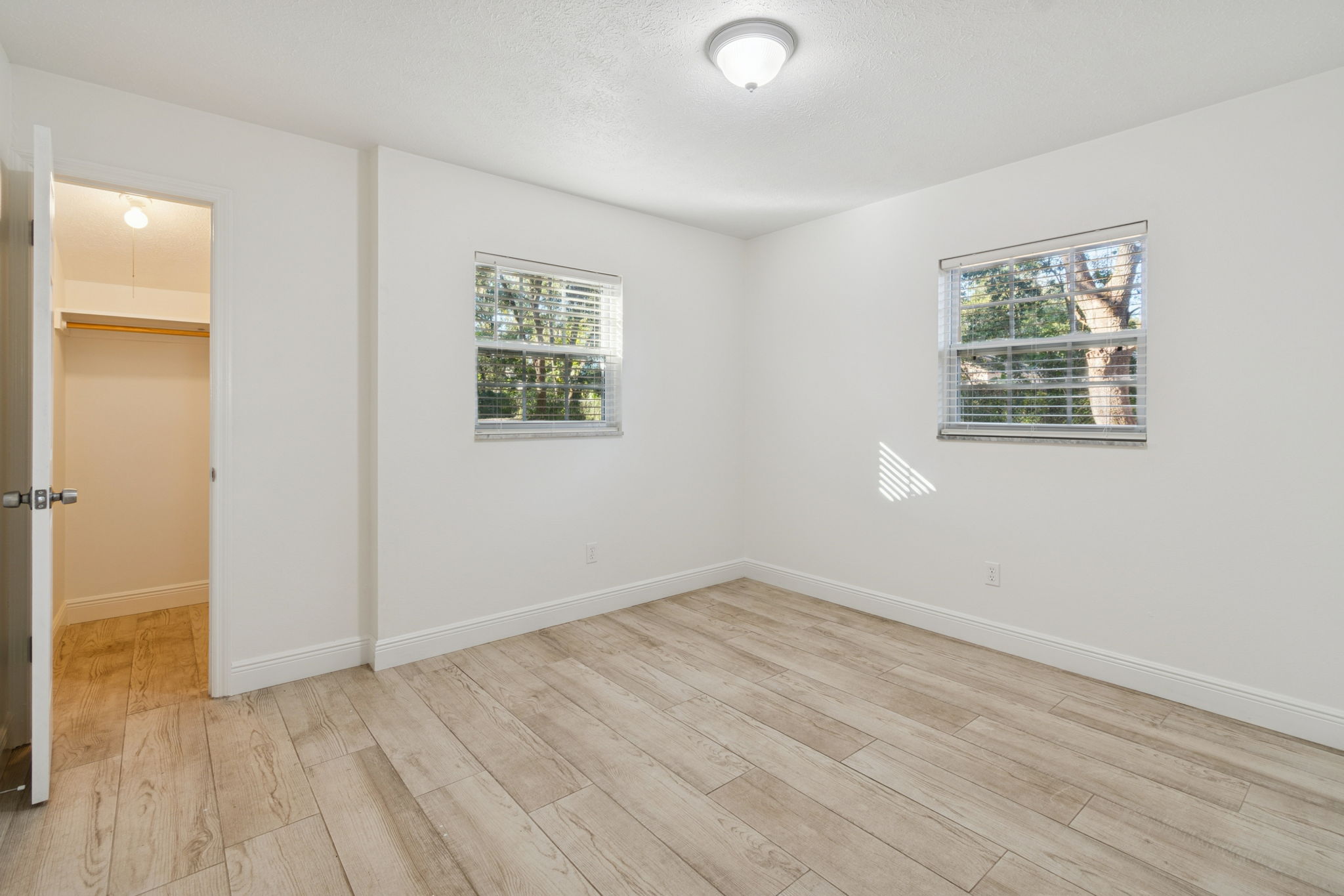 Tampa, Florida, 33637, United States, 4 Bedrooms Bedrooms, ,3 BathroomsBathrooms,Residential,For Sale,2012054