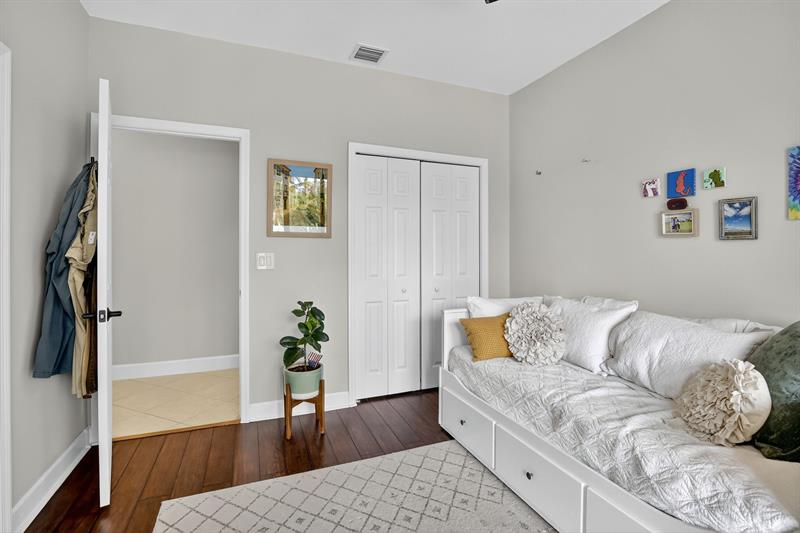 Miramar, Florida, 33027, United States, 5 Bedrooms Bedrooms, ,3 BathroomsBathrooms,Residential,For Sale,1987631