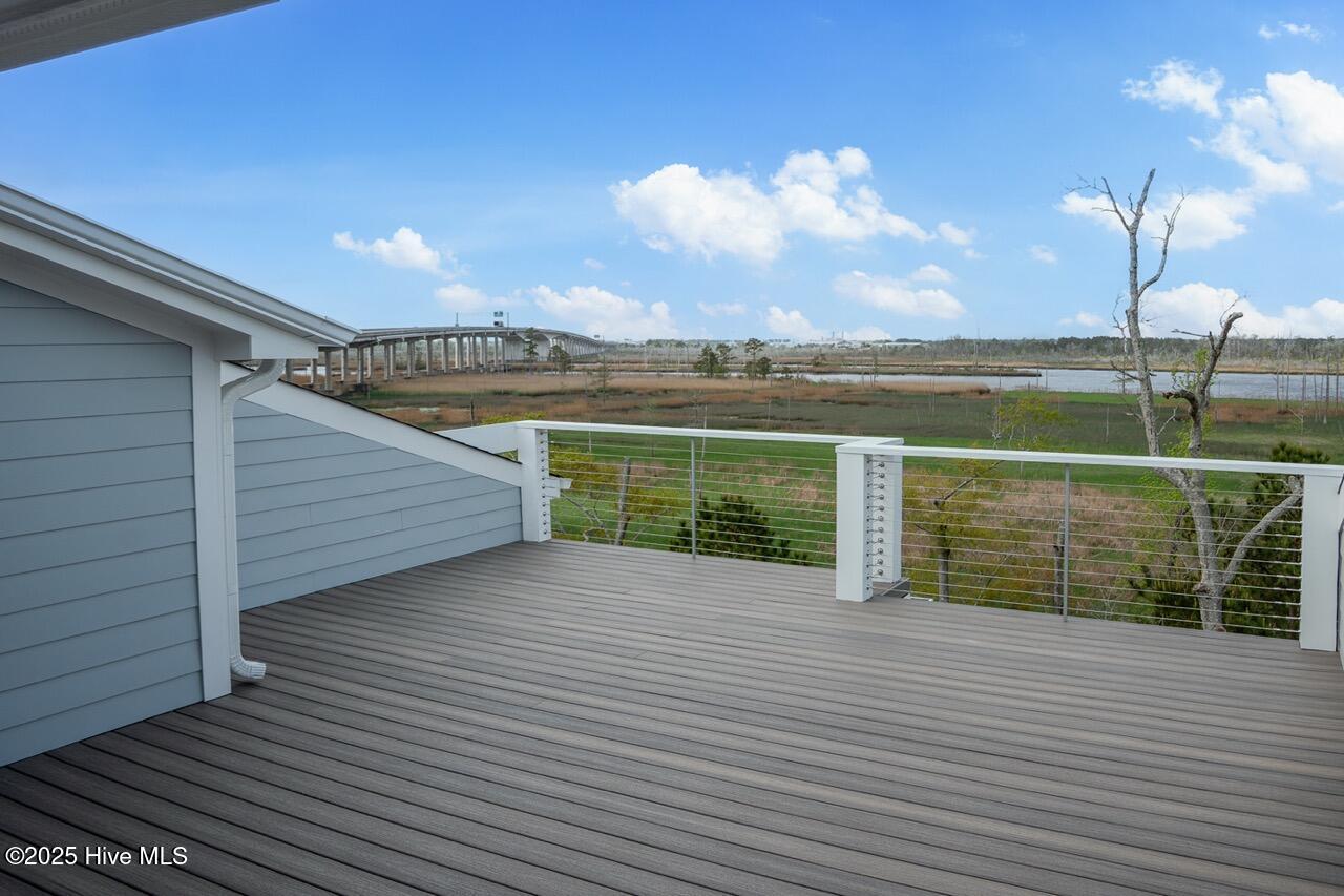 Castle Hayne, North Carolina, 28429, United States, 4 Bedrooms Bedrooms, ,5 BathroomsBathrooms,Residential,For Sale,1847333