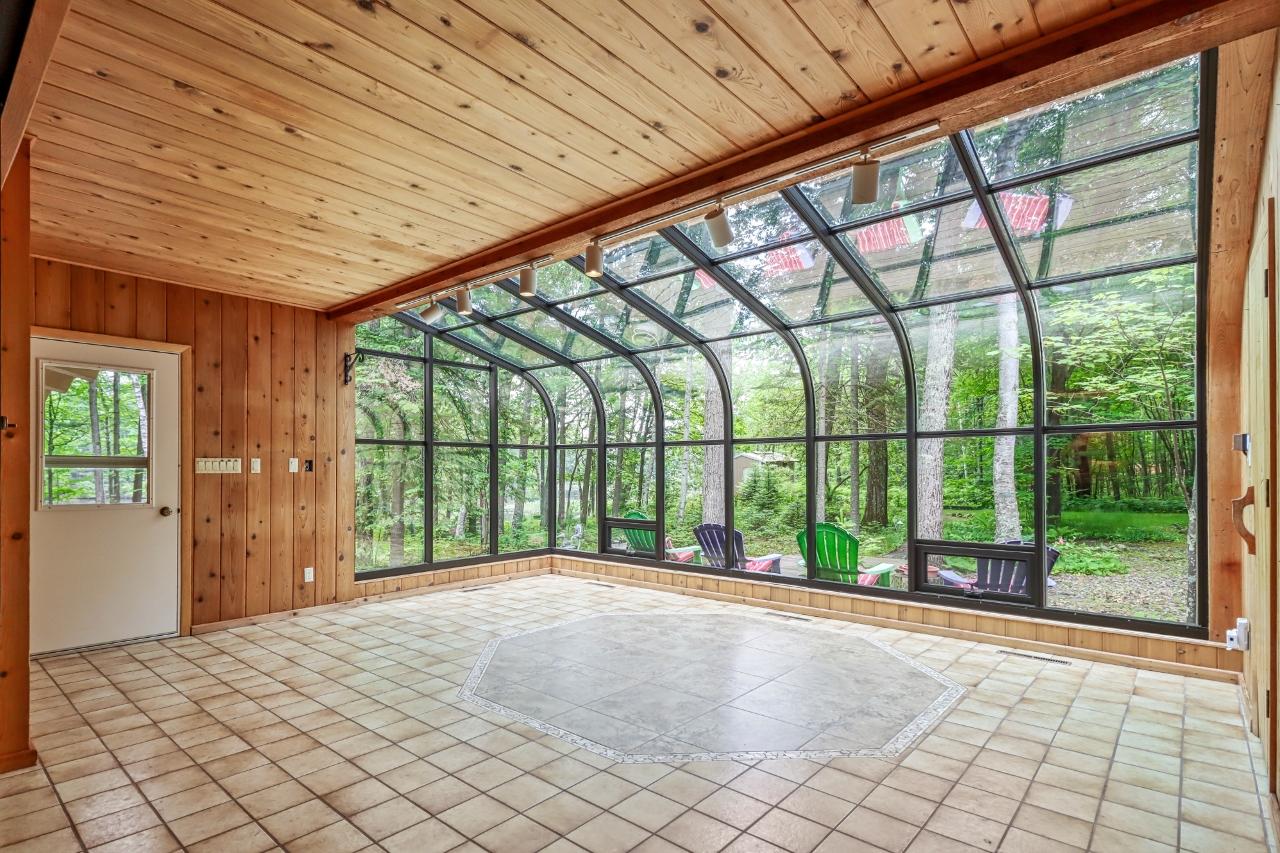 Manitowish Waters, Wisconsin, 54545, United States, 4 Bedrooms Bedrooms, ,3 BathroomsBathrooms,Residential,For Sale,1974750