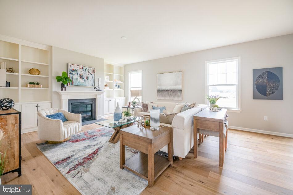 Harrisburg, Pennsylvania, 17112, United States, 4 Bedrooms Bedrooms, ,4 BathroomsBathrooms,Residential,For Sale,1890357