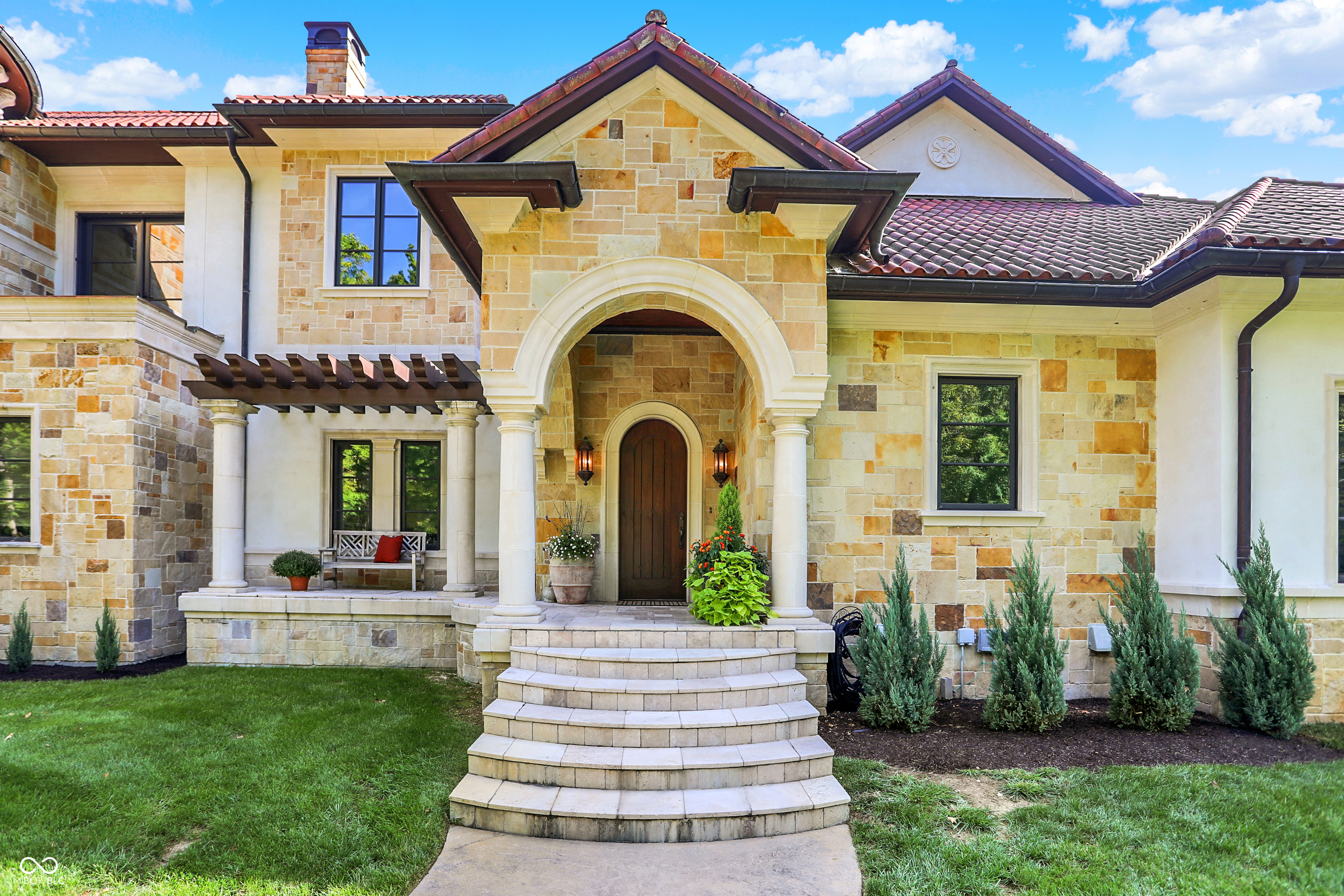 Zionsville, Indiana, 46077, United States, 5 Bedrooms Bedrooms, ,9 BathroomsBathrooms,Residential,For Sale,2012395