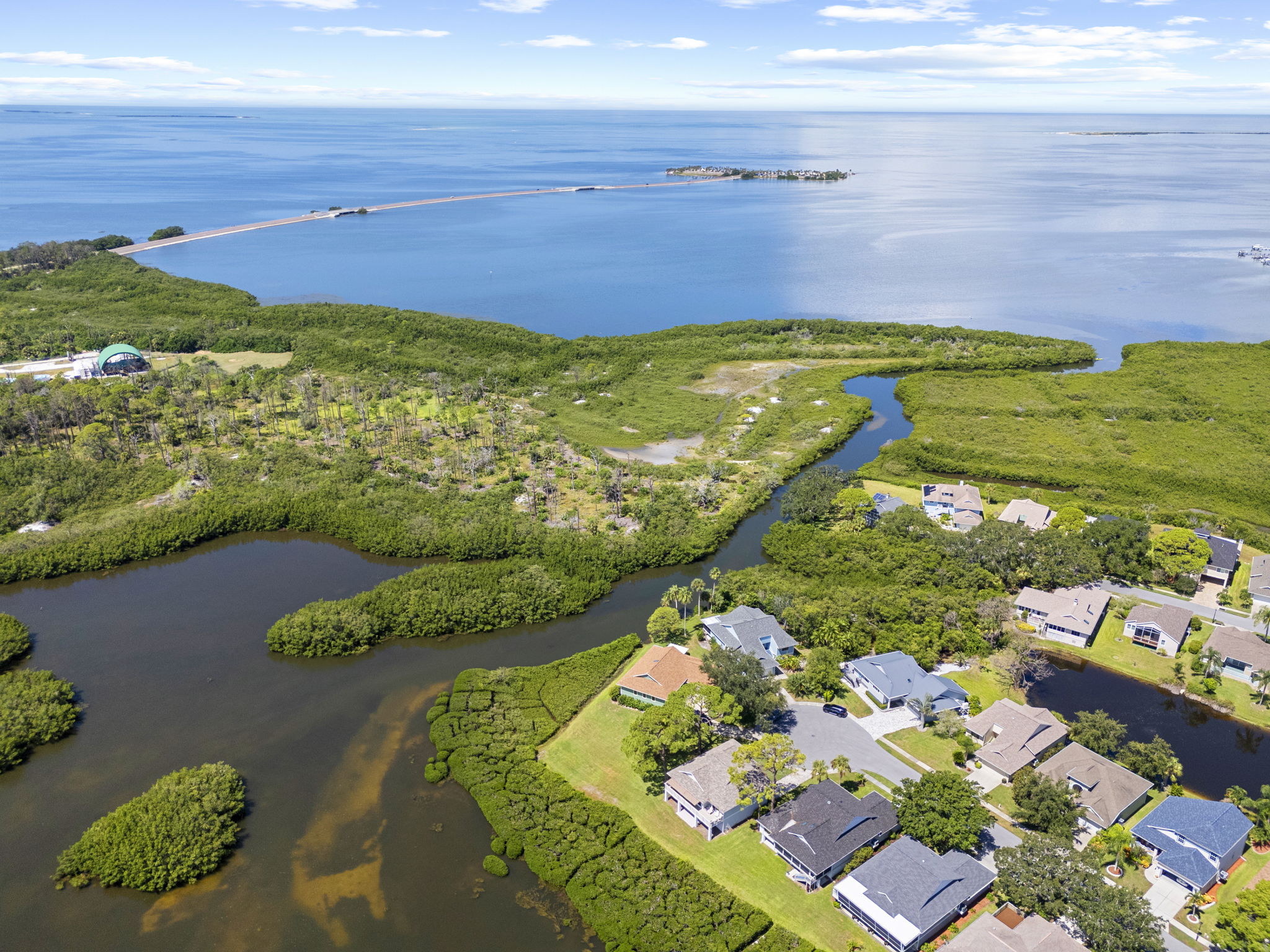 Tarpon Springs, Florida, 34689, United States, 3 Bedrooms Bedrooms, ,2 BathroomsBathrooms,Residential,For Sale,1976239