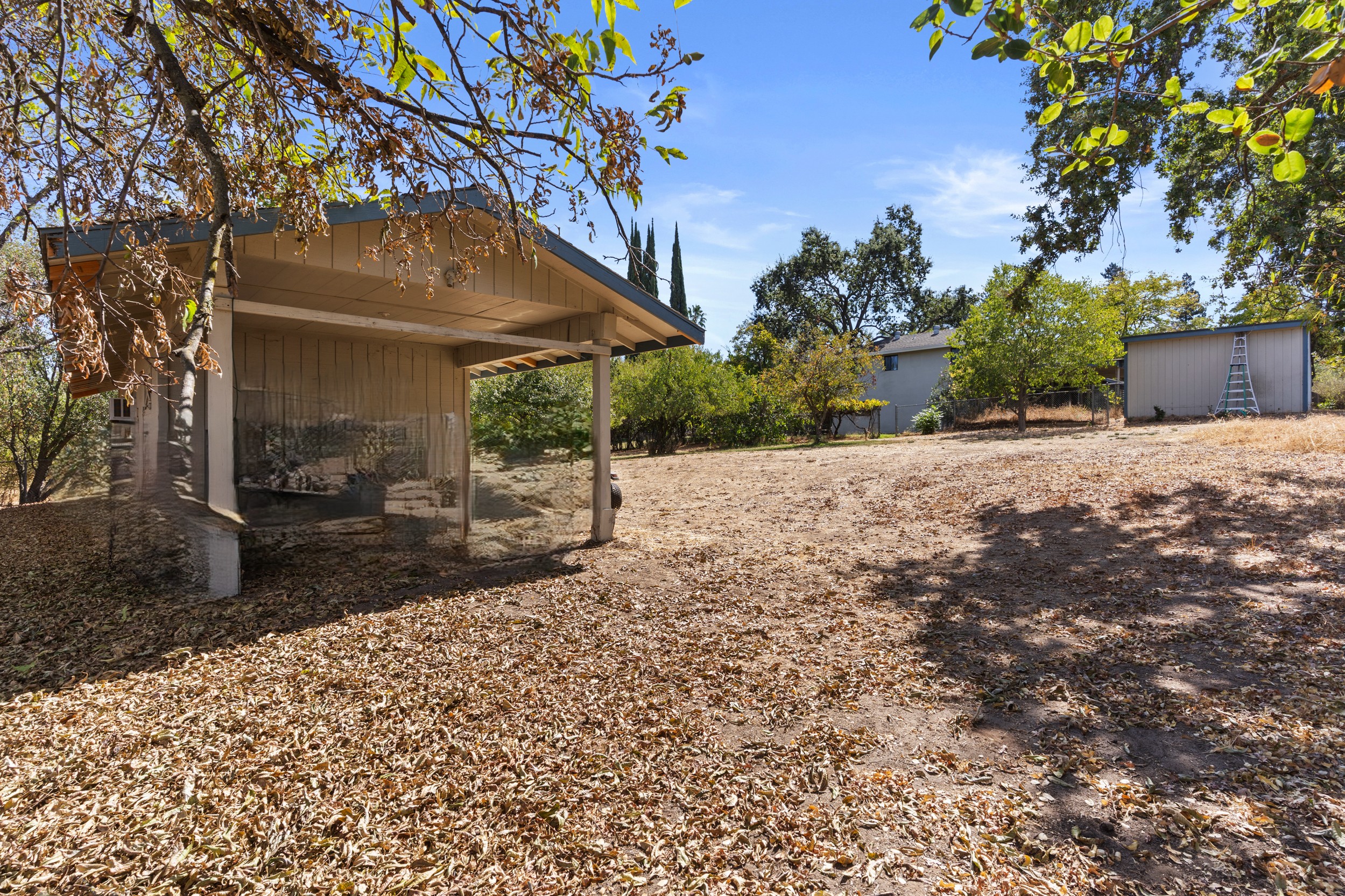  8865 Phoenix Avenue, Fair Oaks, CA 95628 - 物件實景