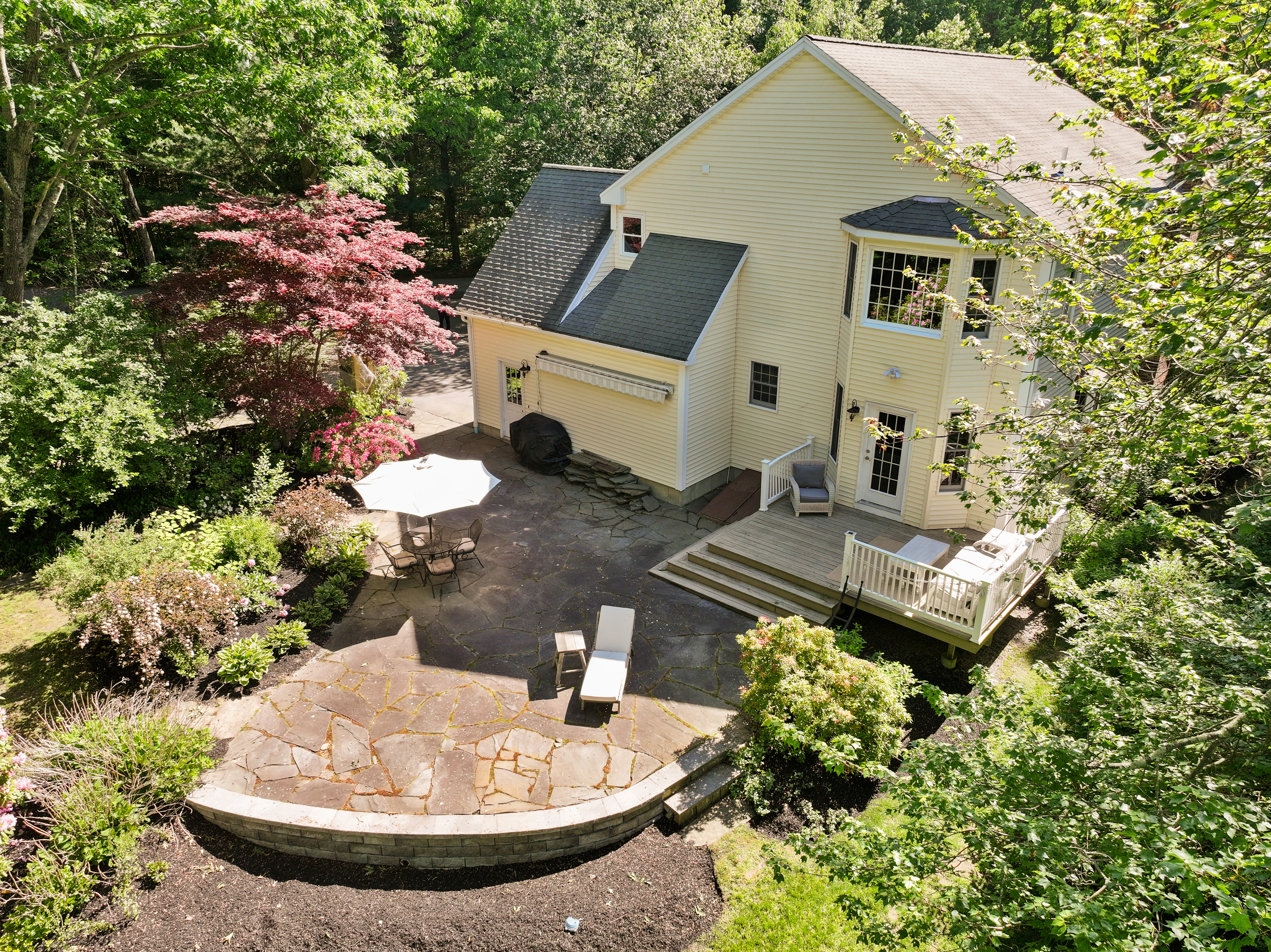  18 Wood Street, Southborough, MA, 01772 - 物件實景