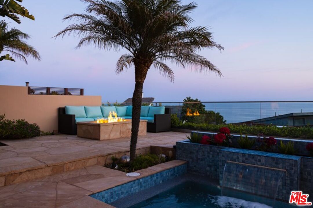 Malibu, California, 90265, United States, 3 Bedrooms Bedrooms, ,4 BathroomsBathrooms,Residential,For Sale,1807694