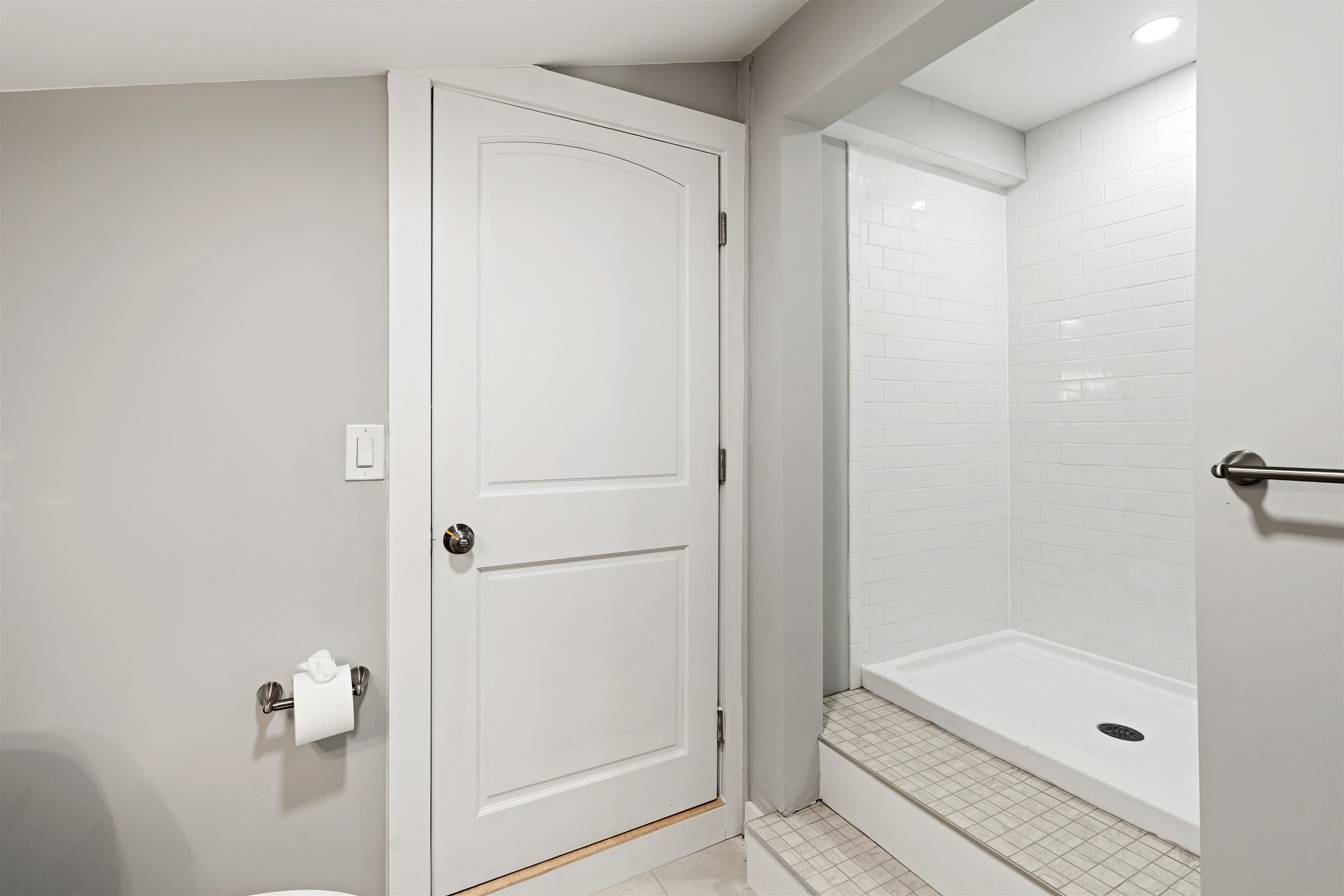 Concord, New Hampshire, 03303, United States, 4 Bedrooms Bedrooms, ,1 BathroomBathrooms,Residential,For Sale,1988375