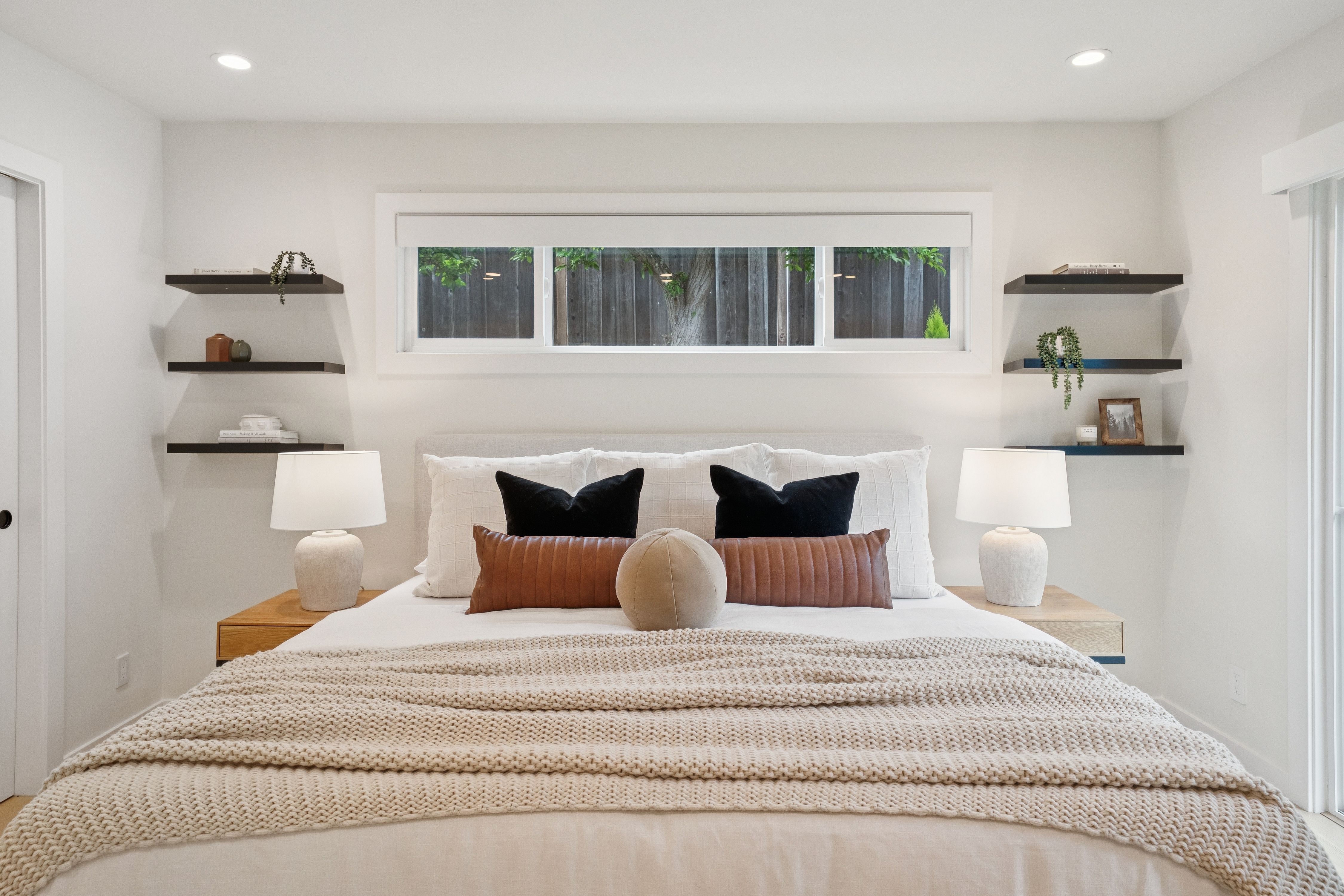  Contemporary San Mateo Single Story Remodeled in 2023 - 物件實景