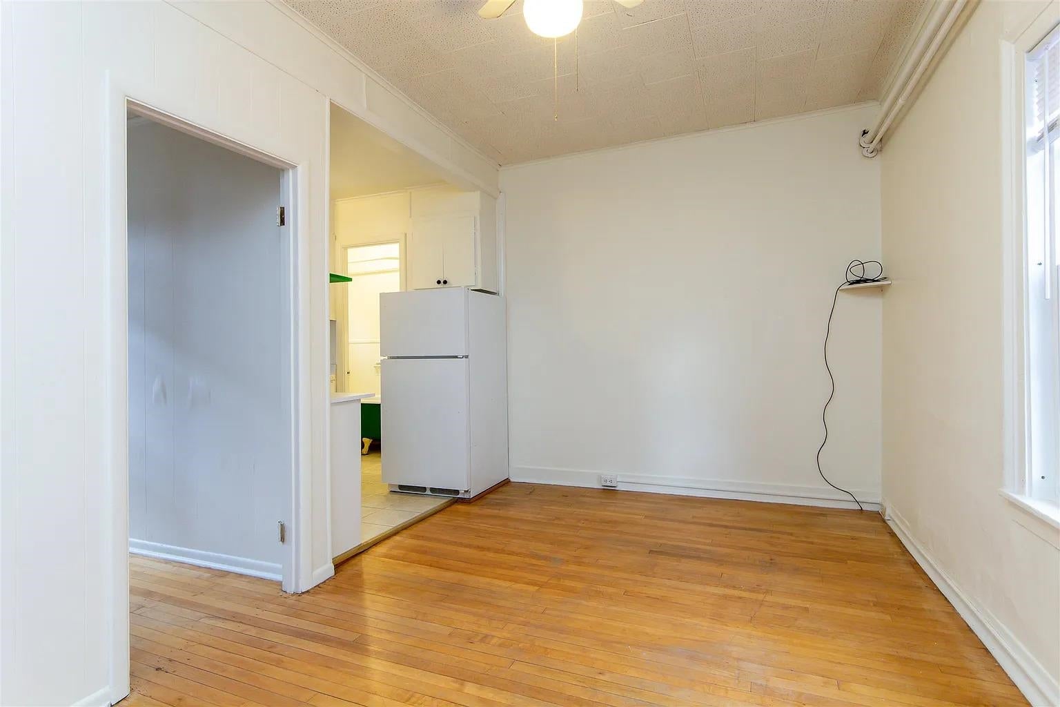 Burlington, Vermont, 05401, United States, 15 Bedrooms Bedrooms, ,3 BathroomsBathrooms,Residential,For Sale,1898966