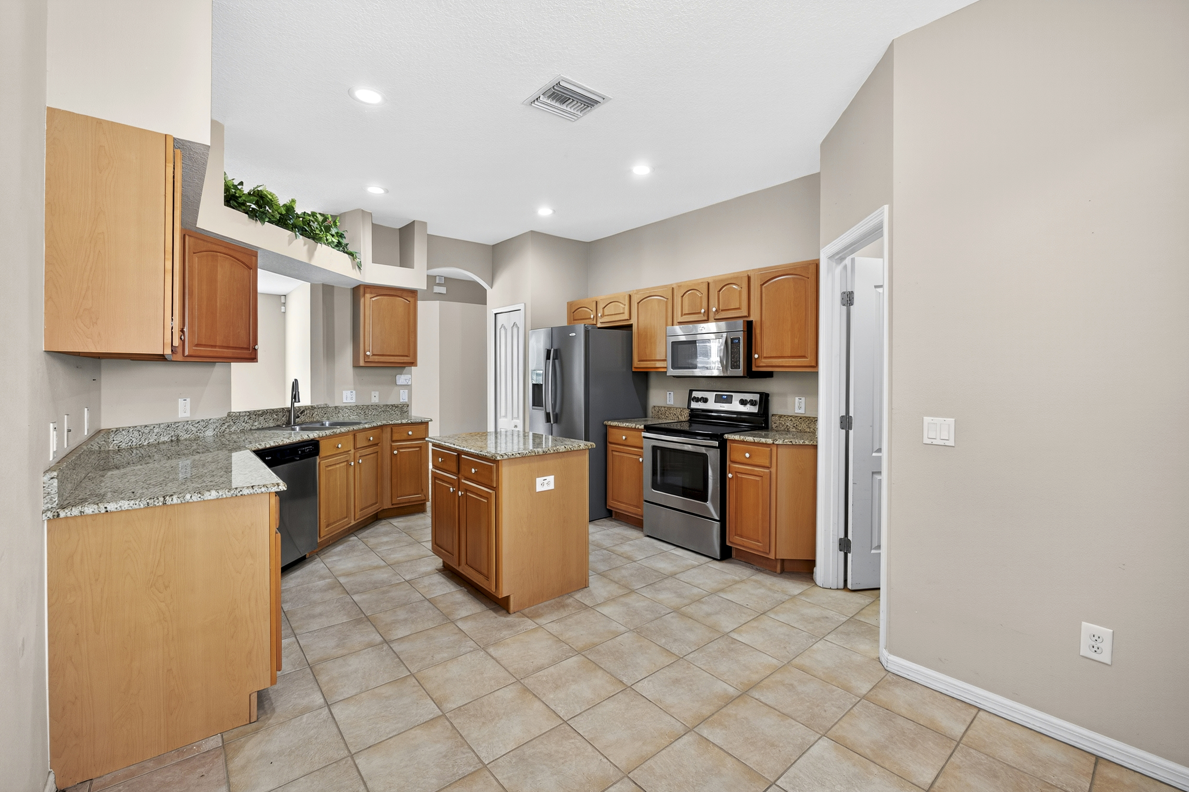 WESLEY CHAPEL, Florida, 33544, United States, 4 Bedrooms Bedrooms, ,3 BathroomsBathrooms,Residential,For Sale,1992443