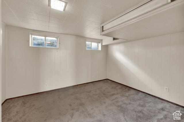 Bountiful, Utah, 84010, United States, 6 Bedrooms Bedrooms, ,2 BathroomsBathrooms,Residential,For Sale,1979847