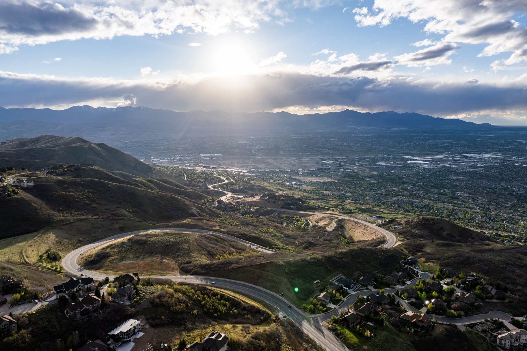  Quiet Cul De Sac & Life Above the City - 物件實景