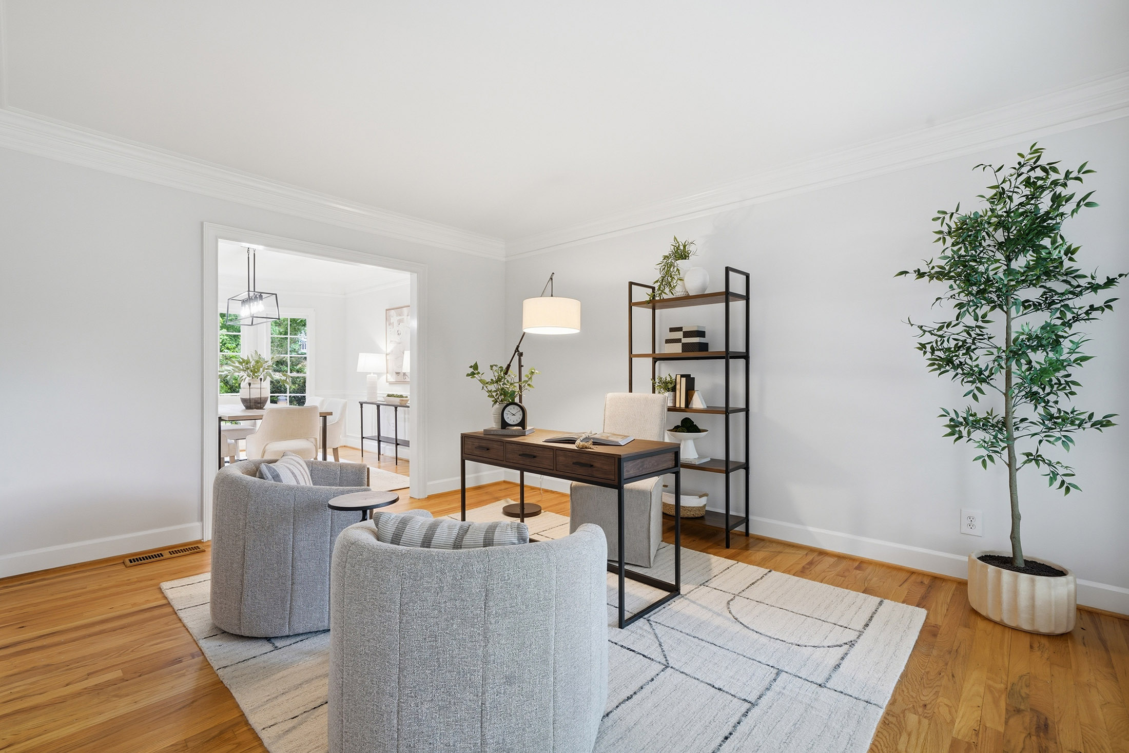  Tucked Into a Cul-de-Sac in Johns Creek’s Sought-After Glastonberry Neighborhood - 物件實景